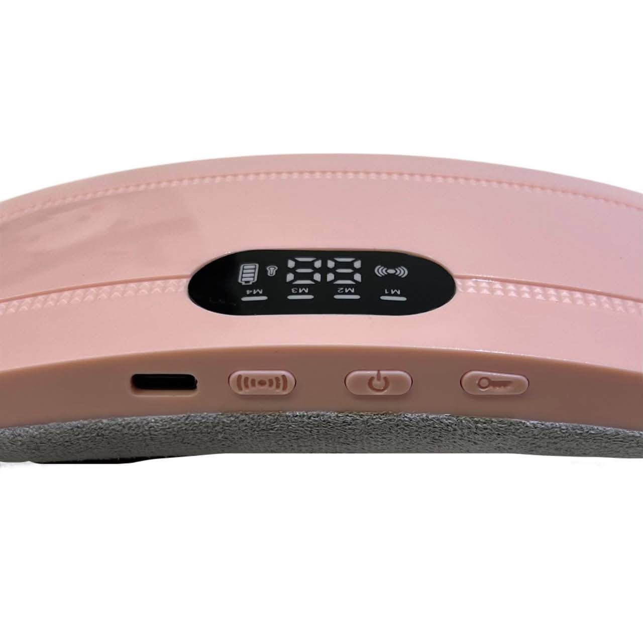 حزام تدفئة ذكي للبطن والخصر مع اهتزاز – قابل للشحن USB
حزام تدفئة عملي مصمم لمنطقة البطن والخصر يعتمد على تقنية التسخين بالجرافين، ويوفر مستويات حرارة متعددة مع أوضاع اهتزاز للمساعدة في تدفئة المنطقة بشكل مريح أثناء الاستخدام.

• تقنية تسخين بالجرافين توفر تدفئة سريعة خلال حوالي 5 ثوانٍ.

• ثلاث درجات حرارة قابلة للتغيير: ‎50°‎ / ‎55°‎ / ‎60°‎ مئوية.

• أربع أوضاع اهتزاز (M1 / M2 / M3 / M4) يمكن اختيارها حسب الحاجة.

• تشغيل بسيط بزر واحد مع شاشة عرض ومفاتيح للتحكم بالحرارة والاهتزاز.

• تصميم حزام مخصص لمنطقة الخصر والبطن لراحة الاستخدام.

• إيقاف تلقائي بعد 30 دقيقة عند عدم وجود حركة.

• نوع المنتج: حزام تدفئة ذكي للبطن والخصر
• المقاس: ‎185 × 85 × 25 مم
• المادة: ABS + قماش مخملي
• درجات الحرارة: ‎50°‎ / ‎55°‎ / ‎60°‎ مئوية
• أوضاع الاهتزاز: 4 مستويات (M1 – M4)
• طريقة الشحن: كابل USB
• جهد الشحن: ‎5V‎
• نطاق الاستخدام: الخصر والبطن

محتويات العلبة:
• حزام التدفئة الذكي
• كابل شحن USB
• كتيب التعليمات
السعر15،000
التوصيل لجميع المحافظات5,000الاف
