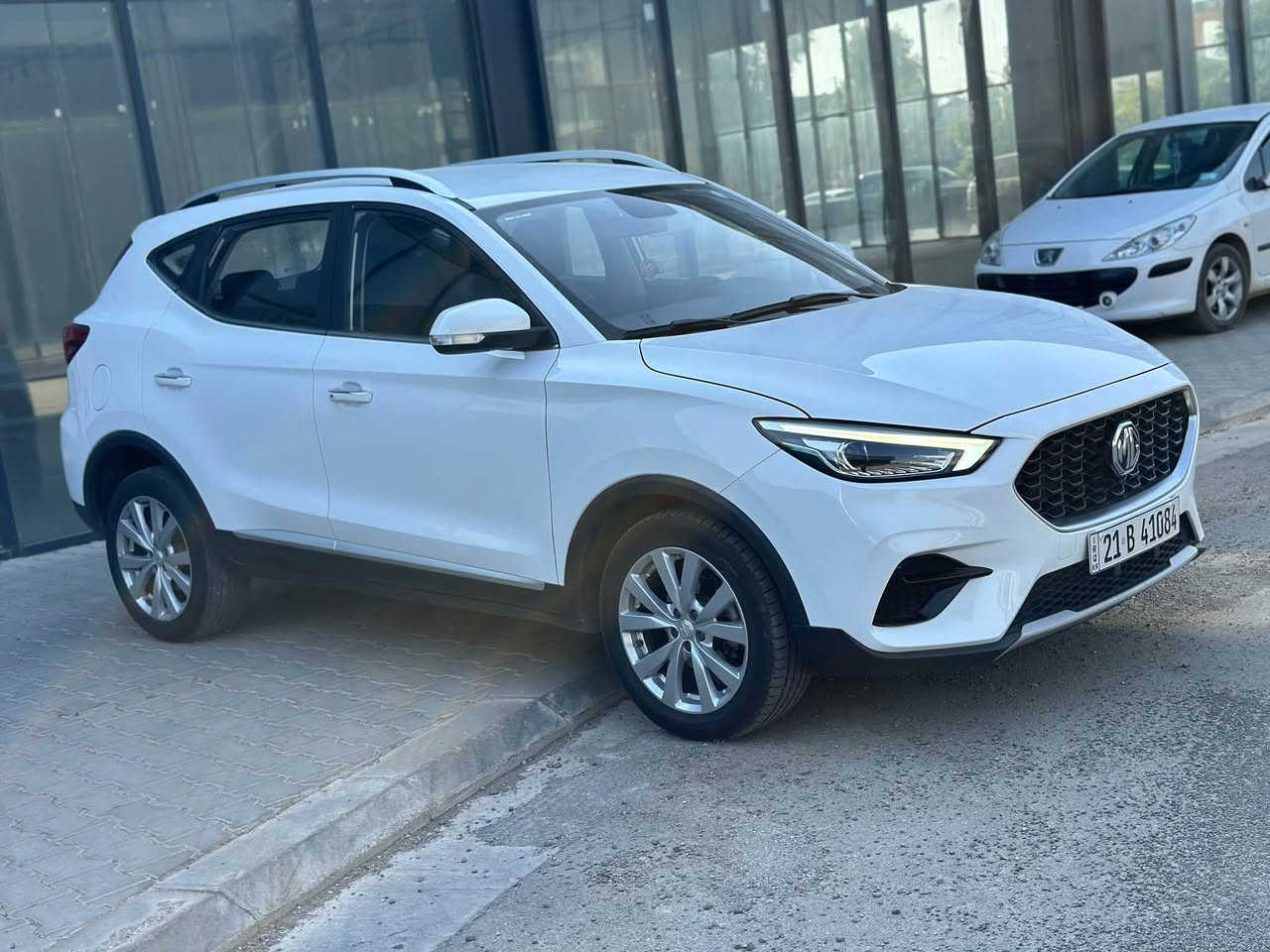 Mg zs 2023 كۆنفۆرت
بێ بۆیاخ بێ سارد هیچی نیه‌ 
٦٥,٠٠٠ هه‌زار رۆشتووه‌ 
گێر و مه‌كینه‌ به‌شه‌رت نه‌كراوه‌ 
سعری ١١٨ و مه‌عامه‌له‌ 
***********
