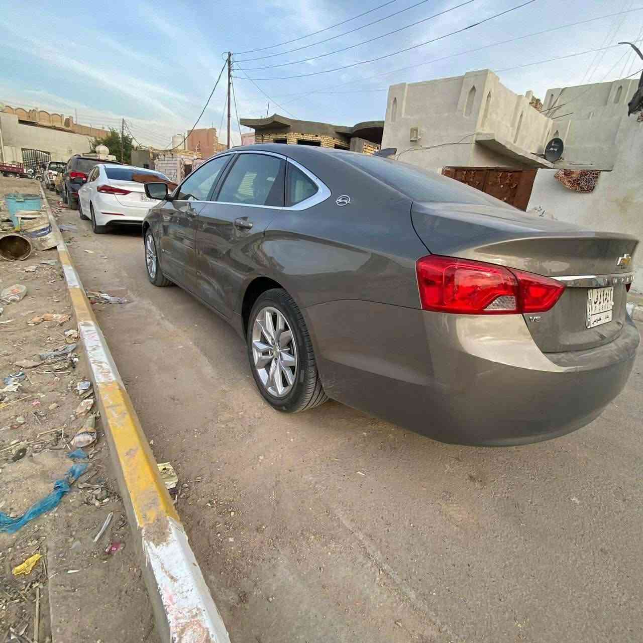 امبالا موديل 18 رقم بغداد 6 سلندر للبيع أو المراوس بتاهو موديل 20 وجوه الضرر واضح بالمنشور 
***********
