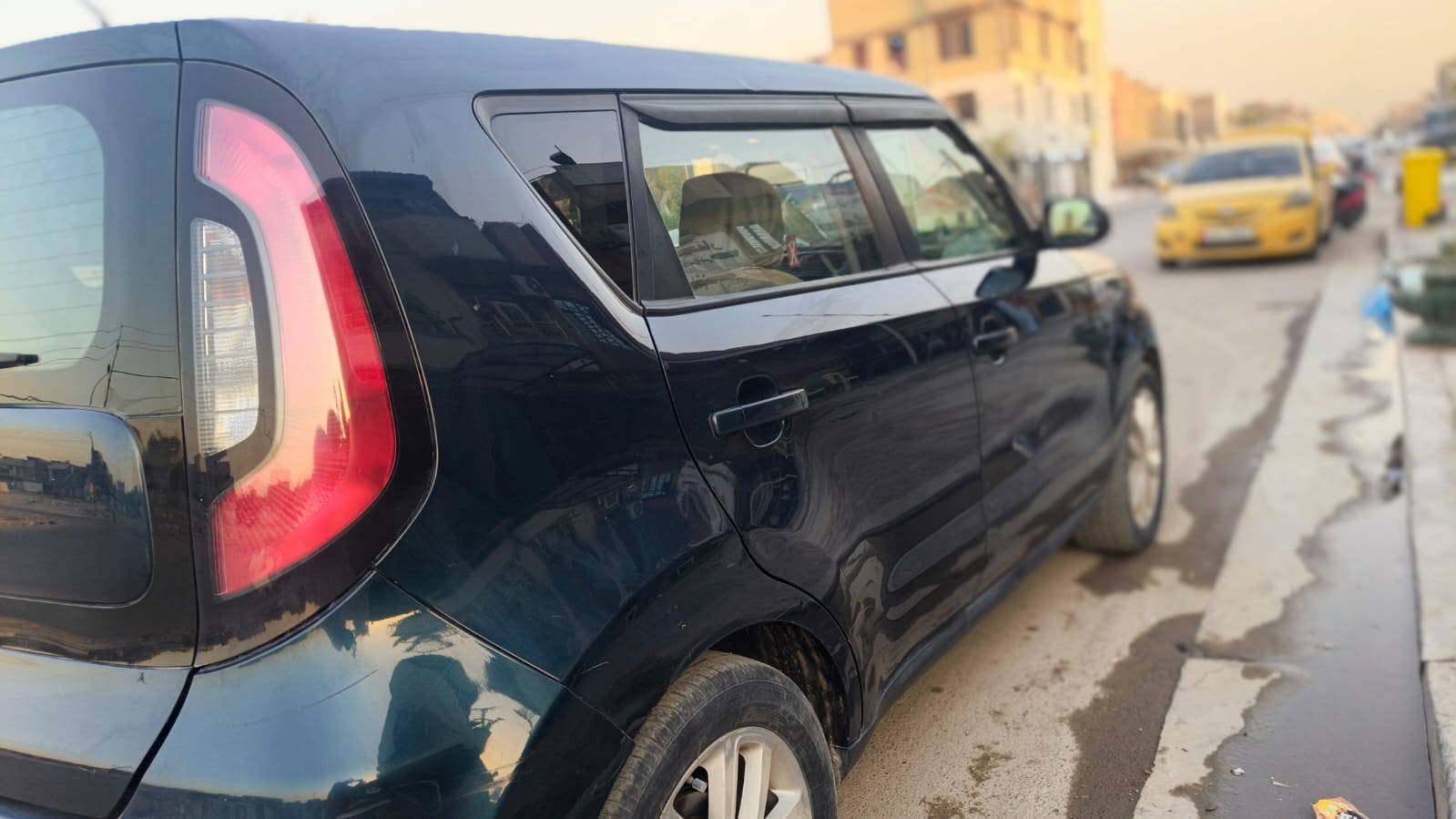 kia soul 2018
السلام عليكم كيا صول للبيع محرك gdi 2000 الكير AT بدون حادث من امريكا بالعراق فقط باب عكس السائق ماشيه 112mi مكينة كير تبريد صدر كله ممتاز مواصفات معروفه رقم بغداد الدولي السنويه لل2029 باسمنا المكان بغداد للاستفسار اتصال على *********** واتس اب موجود 
السعر 99
سونار موجود صور امريكا موجوده
