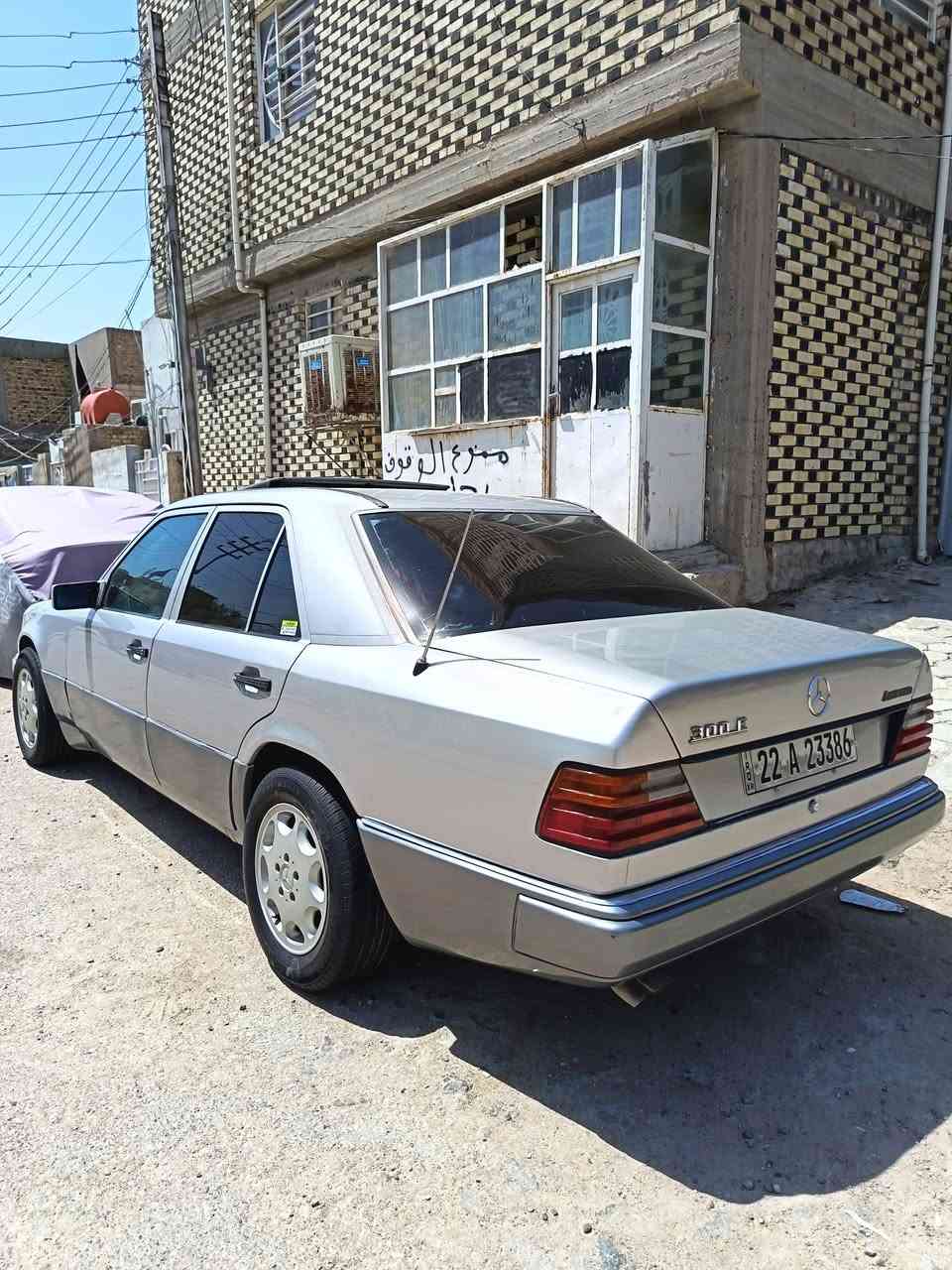 سلام عليكم للبيع مارسيدس دب موديل 1986مكفوله من خياس قواعد دبل مكينه 3000 تبريد ثلج حداديه جديده خير من الله السنويه ل29 تحويل وكاله اني حاضر رقم اربيل دولي هزه جديده مكان السياره النجف السعر 55 لانتصال ***********
