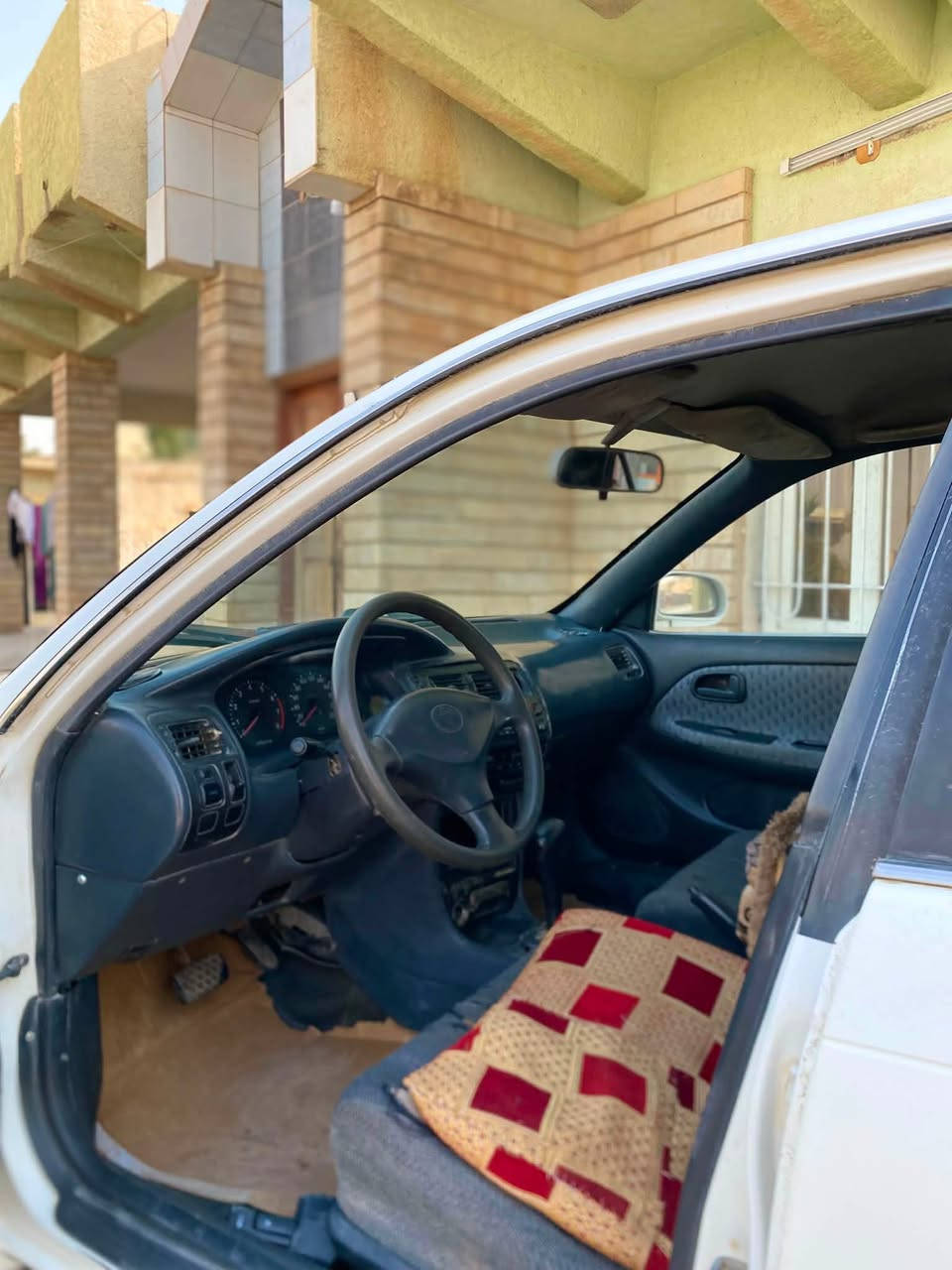 السلام عليكم كورلا 93 للبيع رقم نينوئ بدون صبغ كير محرك جدد تدفئه تبريد🥶 كهربائيات كلها شقاله السعر 45 ترهم مقدمه و بل شهر مكاني صلاح الدين الشرقاط ارقم ***********
