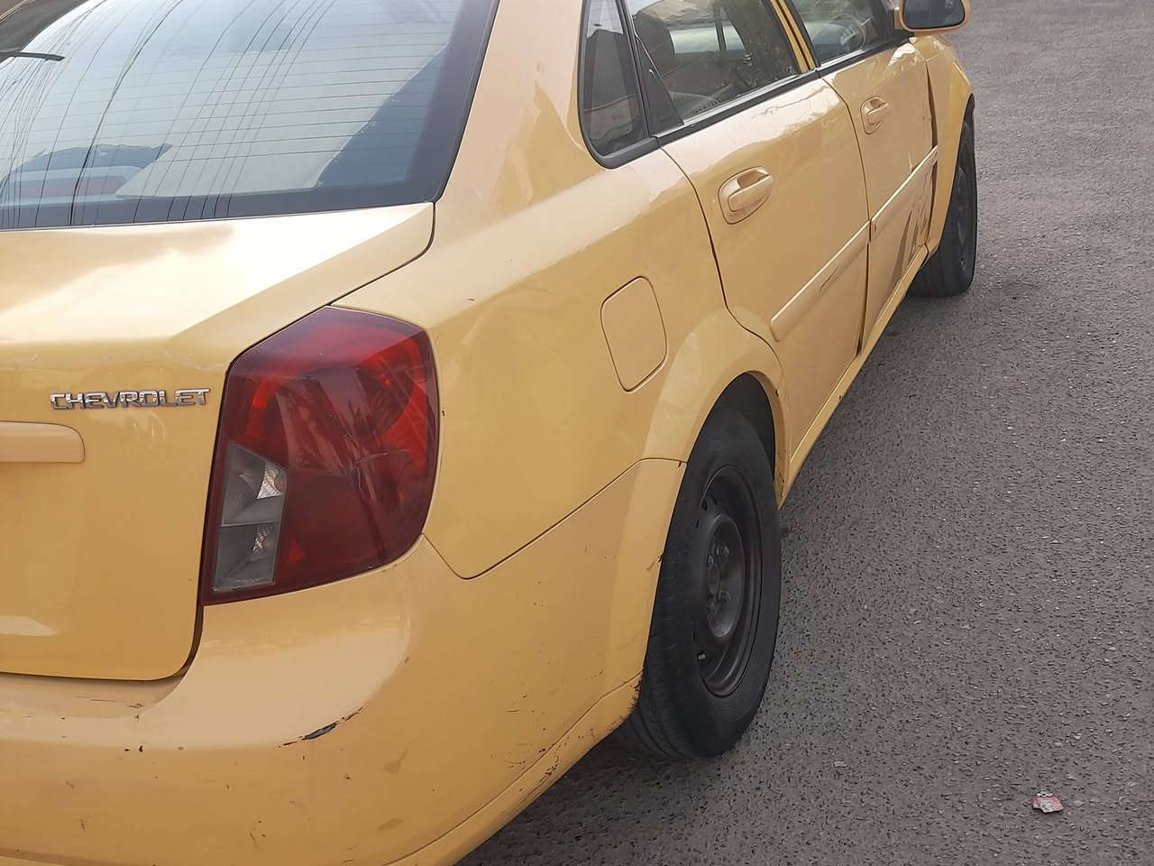 السلام عليكم
للبيع اوبترا ١١ محرك ١٦٠٠ 

سياره نضيفه بس بيها طخات تنزل من السعر 

تبريد ثلج  مبدل بيها جاملغ وباب 

سياره ع ايدي امانه الله فقط دهن وبانزين  

بس سياره يرادلها شويه ادامه لان اني ماعندي مجال 

رايدها ب ٥٧  

***********

