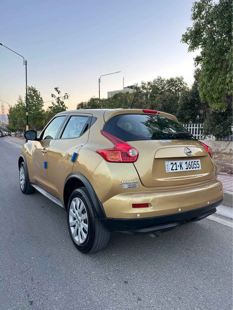 Nissan juke 2014 

بي بو ياخ 
بي كال بو نه وه 
مه كينه ١٦ ى مه رغوب 
له سفريه وه يه ك ده سته 114 هه زار روشتوه
سفري شه ريكه ي كارزون 
ئاوينه كا ره با ئه خويت 
به سمه 
سوكان فوليوم 
سي مودي ليخوريني هه يه  (ئيكو-نورمال-سپورت )
رون و هايدروليك و پا تري تازه يه 
ته نها يه ك ساردي هه يه 

سه نه وي تا  2031  نوي يه 

***********

مه عا مه له يه كي كه مي تيدا يه السليمانية, العراق
