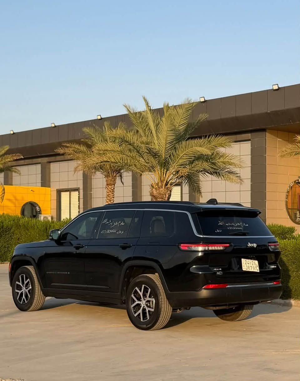 جيب كراند شيروكي 2024 لمتدد
المواصفات

دفع رباعي 4x4

كشنات جلد صحراوي 

كشنات الامامية كهربائية 

كشن السائق خزن مع ذاكرة

تدفئة كشنات امامي وخلفي 

رادار أمامي - اوتو بريك

‏حساسات خلفية - اوتو بريك خلفي

تحذير النقطة العمياء

تحذير الخروج عن المسار

مستشعر نوم السائق مع نظام التوقف الآلي

نظام تحذير عند التقاطعات

نظام تقليل الضجيج داخل المقصورة

إنارة محيطية LED خفية

شاحن موبايل وايرلس

شاشة كبيرة 10.1 إنچ

نظام خرائط GPS

عرض خرائط الطريق على لوحة القيادة

دخول ذكي

تشغيل عن بعد

صندوق خلفي كهربائي

ذاكرة لحفظ وضعيات جلوس السائق

إنارة داخلية LED

تدفئة ستيرن
بنيد وجاملغ مفتوحين بدون دعم ايرباك ودواخل بلادية بشرط 

السيارة موجودة في اربيل او الموصل

واتساب ***********  
واتساب ***********

نص مكتوب في الصور:
- ما شاء الله تبارك الله
- ارحب يالشيخ
- ***********