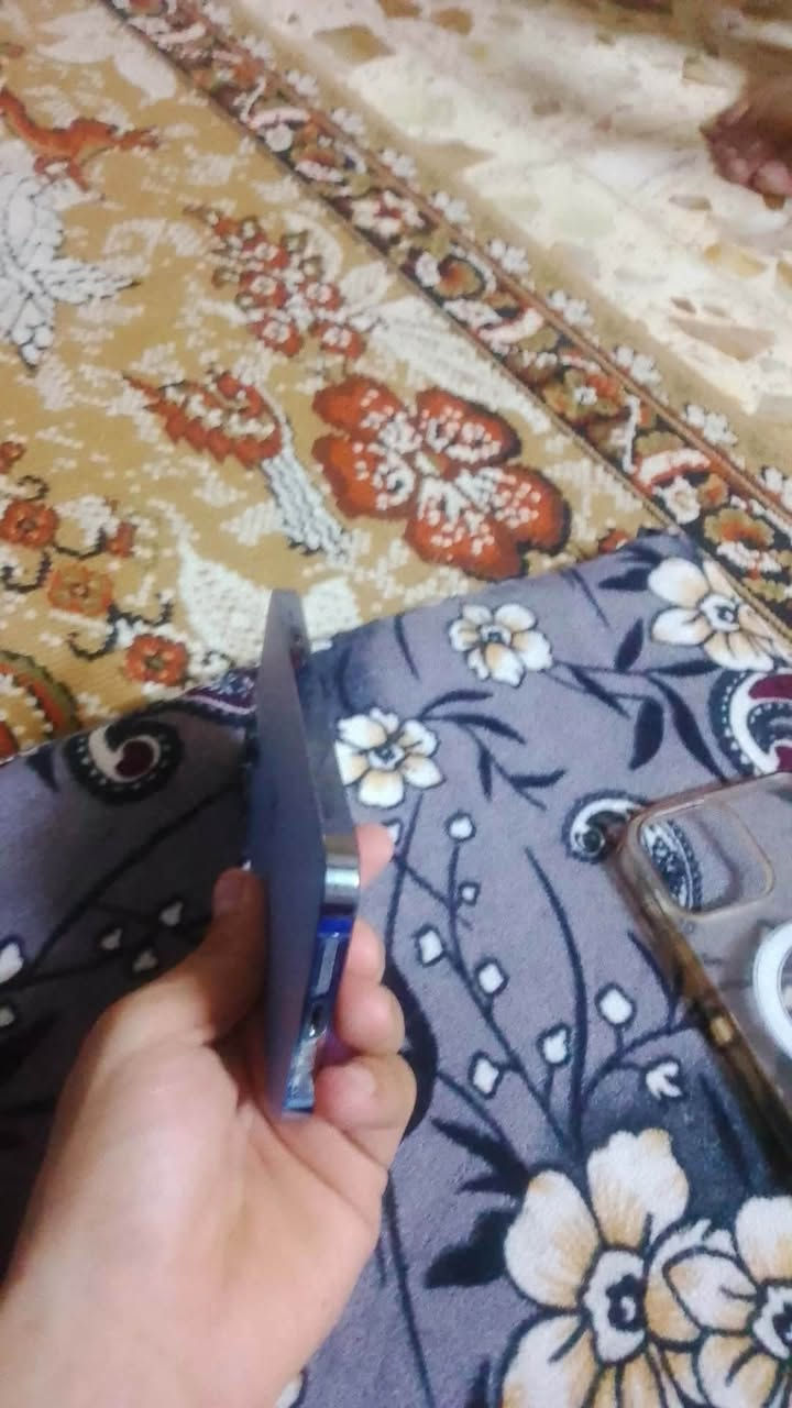 ‏آيفون13كلشيً. ما مبدل بي بطاريته ٧٩شحنً مانت الله ما يصرف شراي يراسل شرق اوسط مكان نهروان سعر خاص ***********
