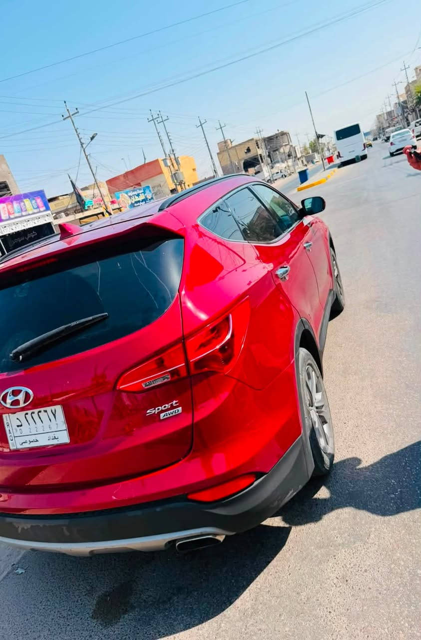 السلام عليكم سنتافي البيع موديل ٢٠١٦السياره  بيه مدكر وبنيد ضرر كلش خفيف بدون معجون بعدي تايرات البلاد عليه ماشي ٧٤ الف حقيقي الشراي يتصل ***********

