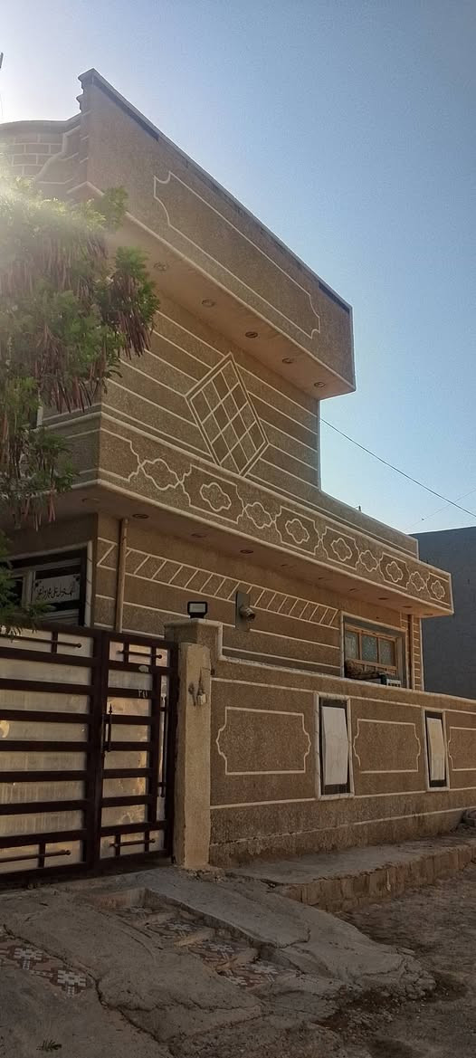 🏠 بيت للبيع في أم العظام – قرب السدّة
📍 الموقع: أم العظام، قرب السدّة
📐 المساحة: 230 م²
📜 طابو ملك صرف
🏗️ البناء سنة 2019

🔹 الطابق الأول:
كراج + صحيات خارجية + استقبال كبير + صالة كبيرة + مطبخ كبير + غرفة نوم + صحيات داخلية.

🔹 الطابق الثاني:
غرفتين نوم + صحيات.

📞 للاستفسار والاتصال: ***********
⚠️ الاتصال فقط، غير متواجد على الفيسبوك.
