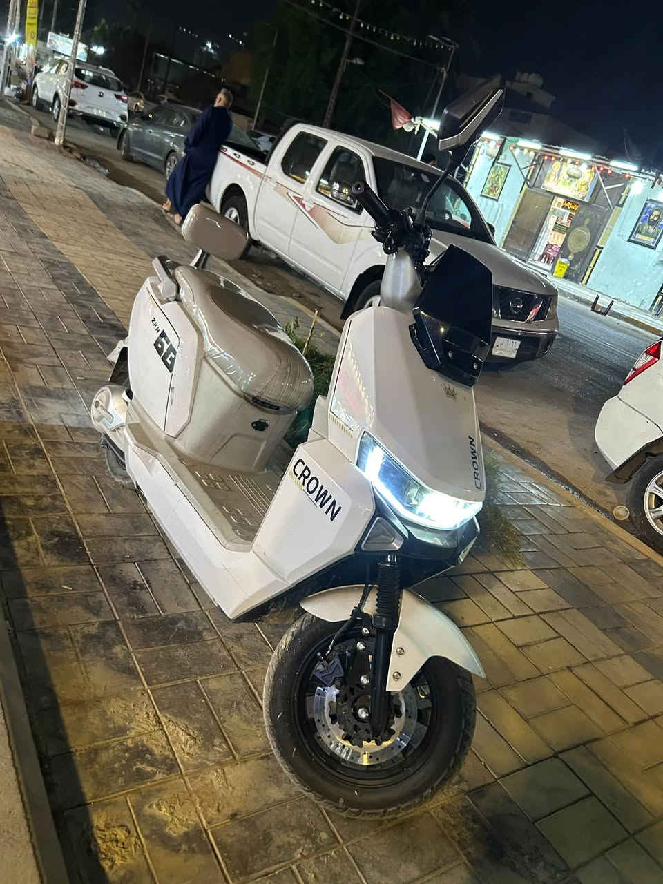 سلام عليكم دراجه للبيع نضيفه شخط مابيها منزلها جديده بعدها بل باكيت بمكاني بغداد منصور سعر دراجه مليون و ٥٠ ***********
