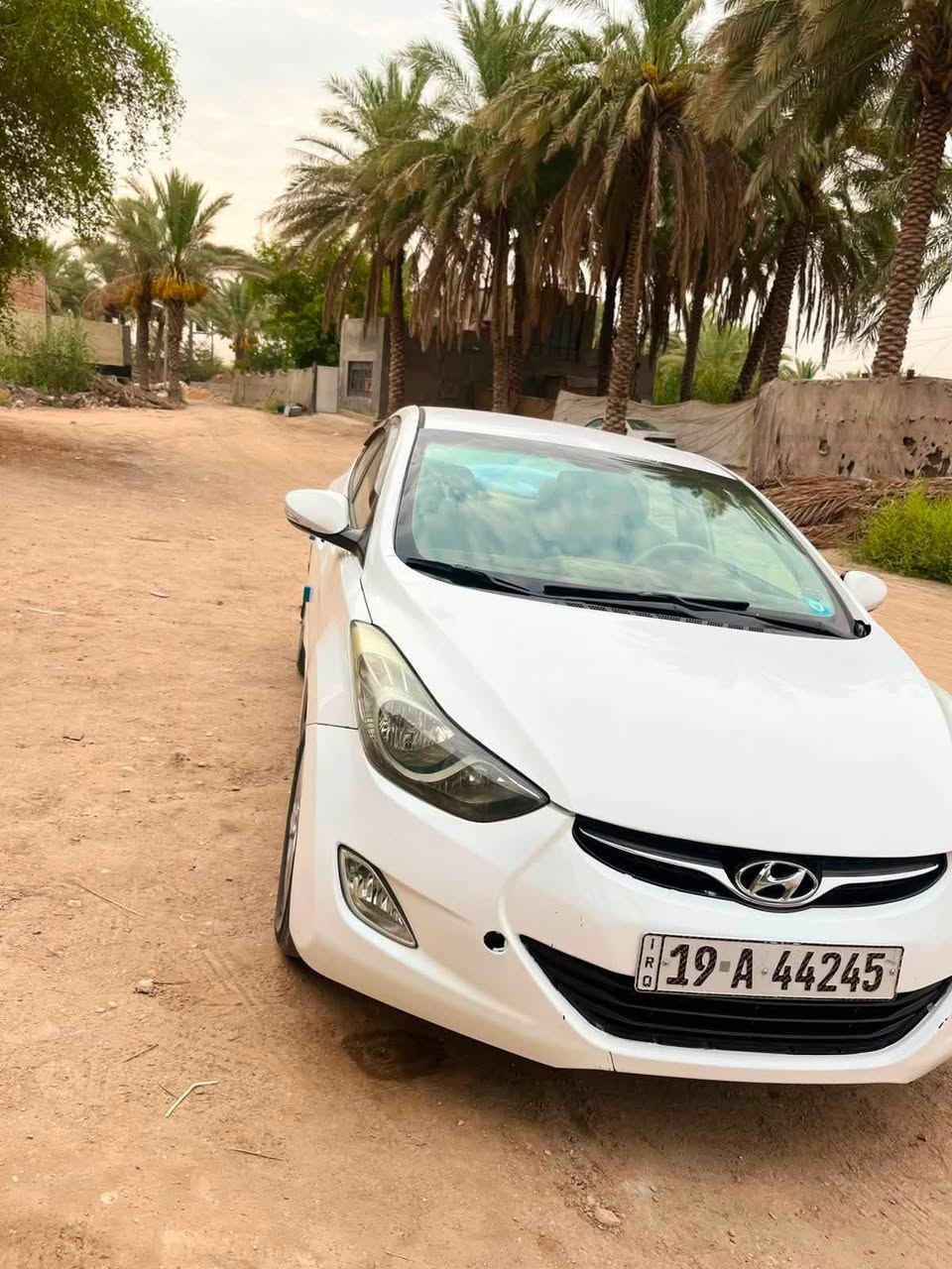 السلام عليكم الانترا موديل ٢٠١٣ خليجي رقم كربلاء إنكليزي سنويه جديده سياره جهازه تبريد تخم تاير جديد حداديه زينه مكينه كير مكفولات سياره بيه صبغ بنيد خشم الجاملغ الأمامي فقط باقي مكفول دواخل نضيفه مكان سياره كربلاء طويريج سعر ١٠٧ وبيه مجال رقم الهاتف ***********
