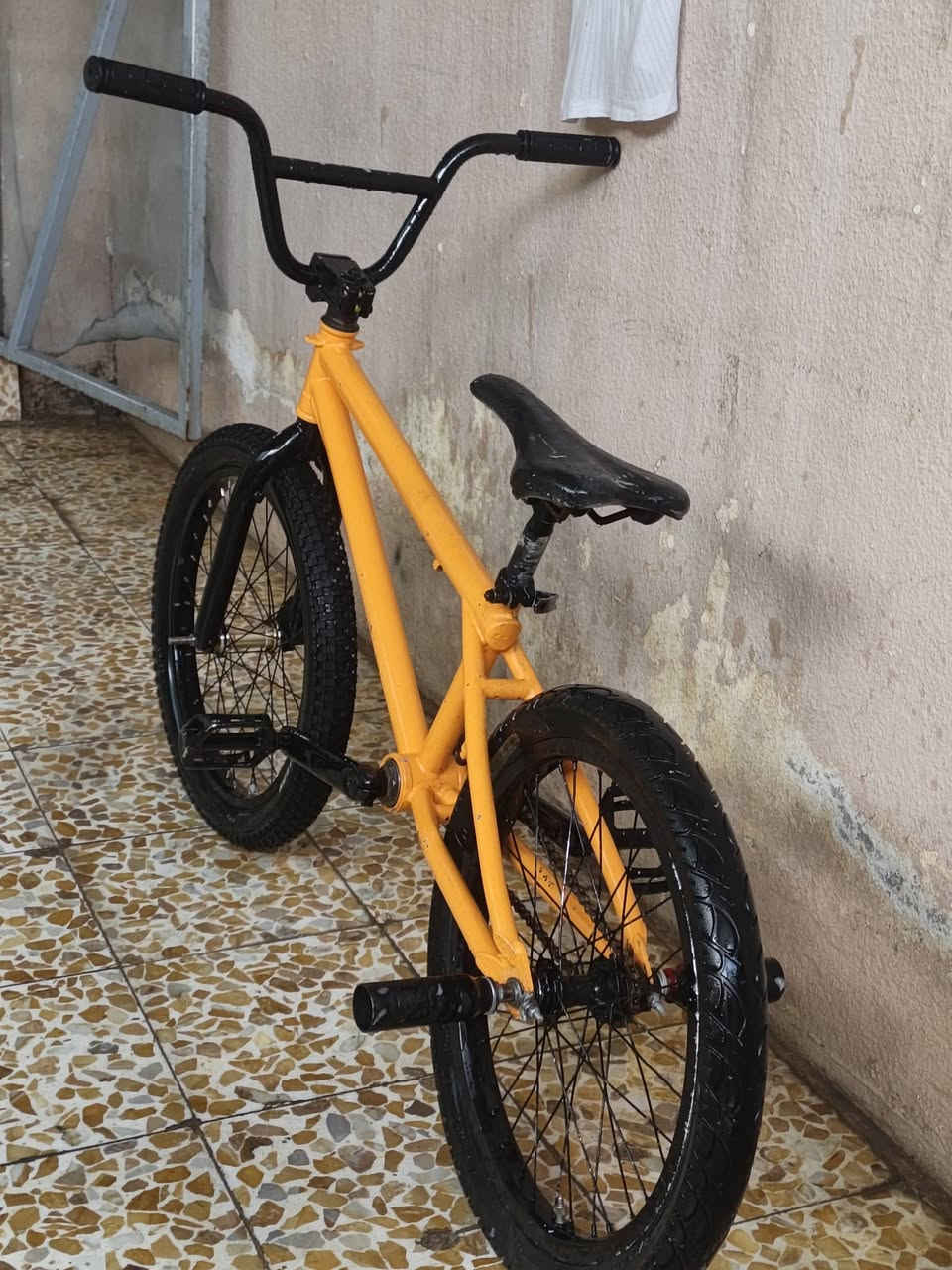 بايسكل للبيع BMX نضافة 90% مكاني  موصل ايسر قيم واخذ للاستفسار على رقم ***********
