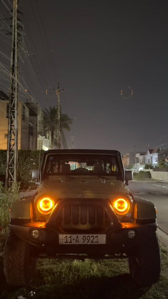 Jeep Wrangler Sahara
رانگلر صحارى للبيع 

موديل السيارة 2013 
ماشية  75الف كيلو
السيارة خليجية كلين 
مثل ما موضح نظافة السيارة بالصور 

محرك 3.6
تدفئة كشنات 
4x4 مع انظمة اوف رود 
السيارة عليها سسبنشن وترفيع بلستن

شاشة اصلية ابل كار بلي واندرويد اوتو وايرلس  سعرها 10 اوراق

سستم صوت Alpine 

رقم مميز بغداد وية السيارة 

داش كام امامي خلفي ومرايا عرض اصلية 

وبعد بيها اضافات مبينة بالصور 
السيارة كاملة من كلشي 
محرك كير مامفتوحات 
وموجود سونار السيارة اخذتة قبل فترة

السعر 210

عنواني بغداد الكرخ العامرية
للاستفسار اتصال فقط 
***********
