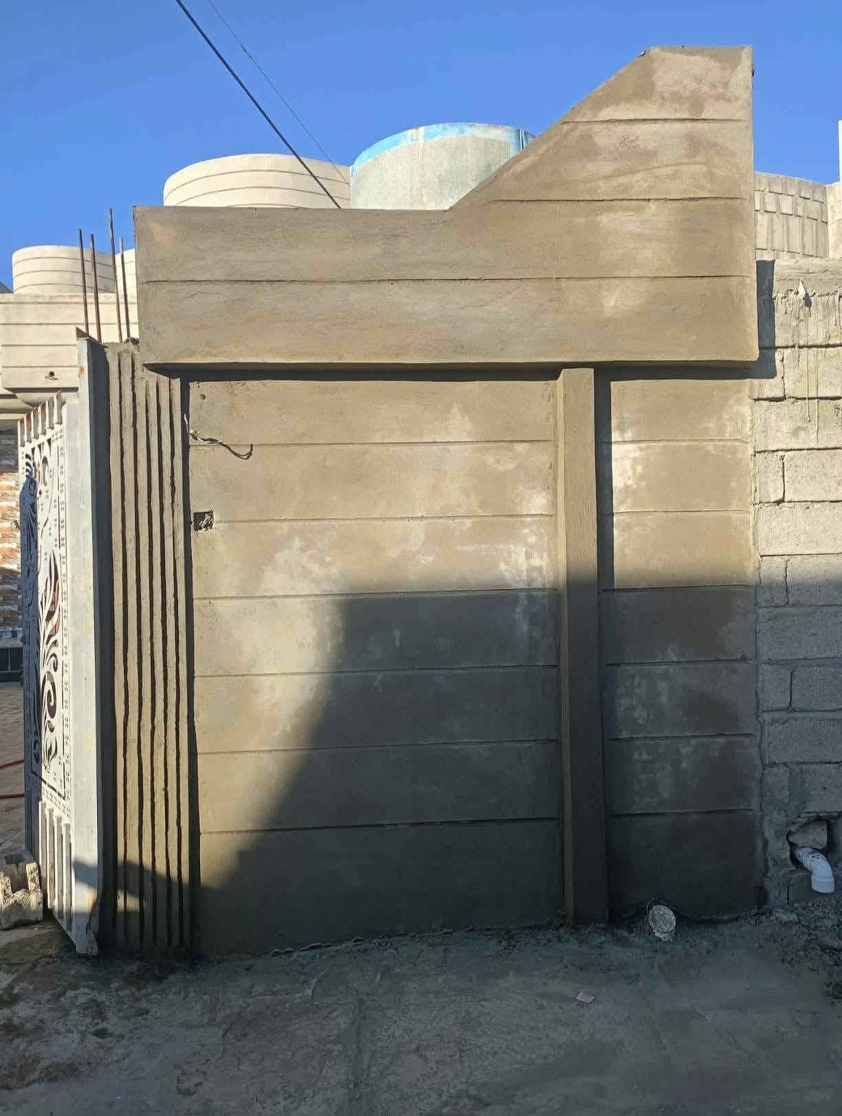 علق والرزق على الله
مكلف بالنشر 
الاسطا ابو سيف للبخ البيوت وعمل لبخ للحيطان جص وجمنتو  بشكل مزخرف او عادي
هذي نماذج من شغلي
وهذا رقم صاحب العمل الاسطا ابو سيف 
***********
