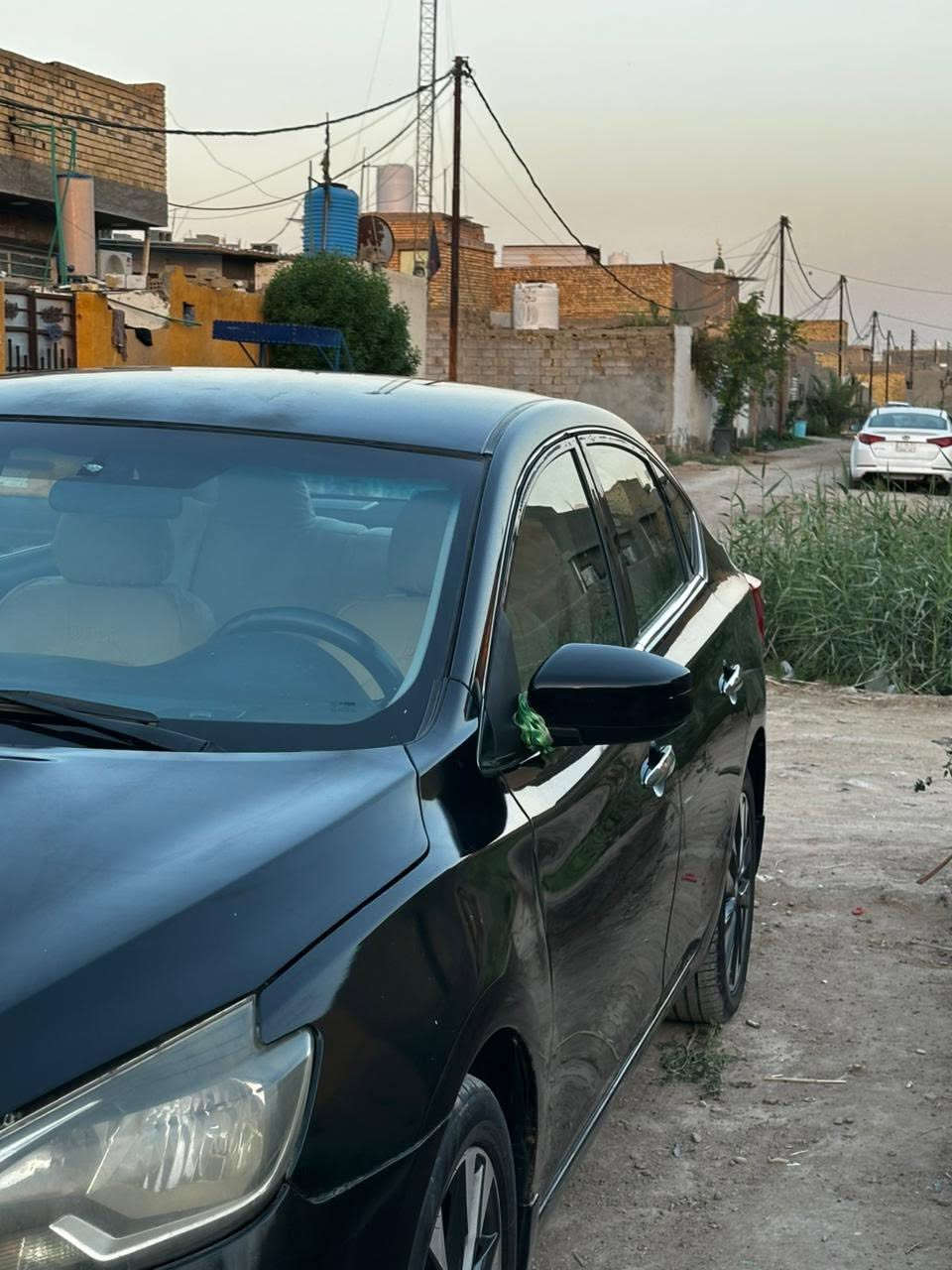 السلام عليكم نيسان سنترا مديل ١٨ رقم واسط بأسمي كير مكينه تخم تاير صدر كفاله ضربته جاملغ وبنيد وارد أمريكي ماشيه ٩٠ الف مكاني كوت مركز  سعره ١٠٠$ وبيه مجال للاستفسار الاتصال على ***********

