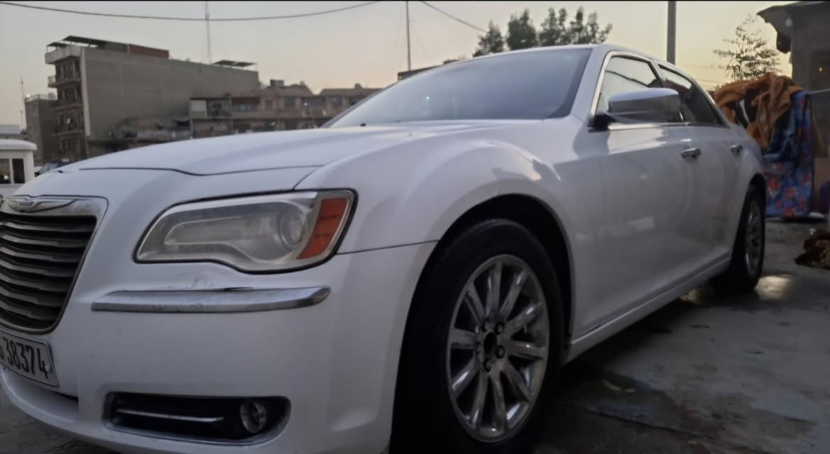 أوباما ١٢ كفالة السيارة مع ملاحضات بسيطة كلوب مامشتغل بشاشة  شمالي سنويه لل ٢٩ تبريد كير مكينه خير من الله   مكاني بصرة السعر ١٤٥ بيها مجال بسيط اتصال فقط ***********
