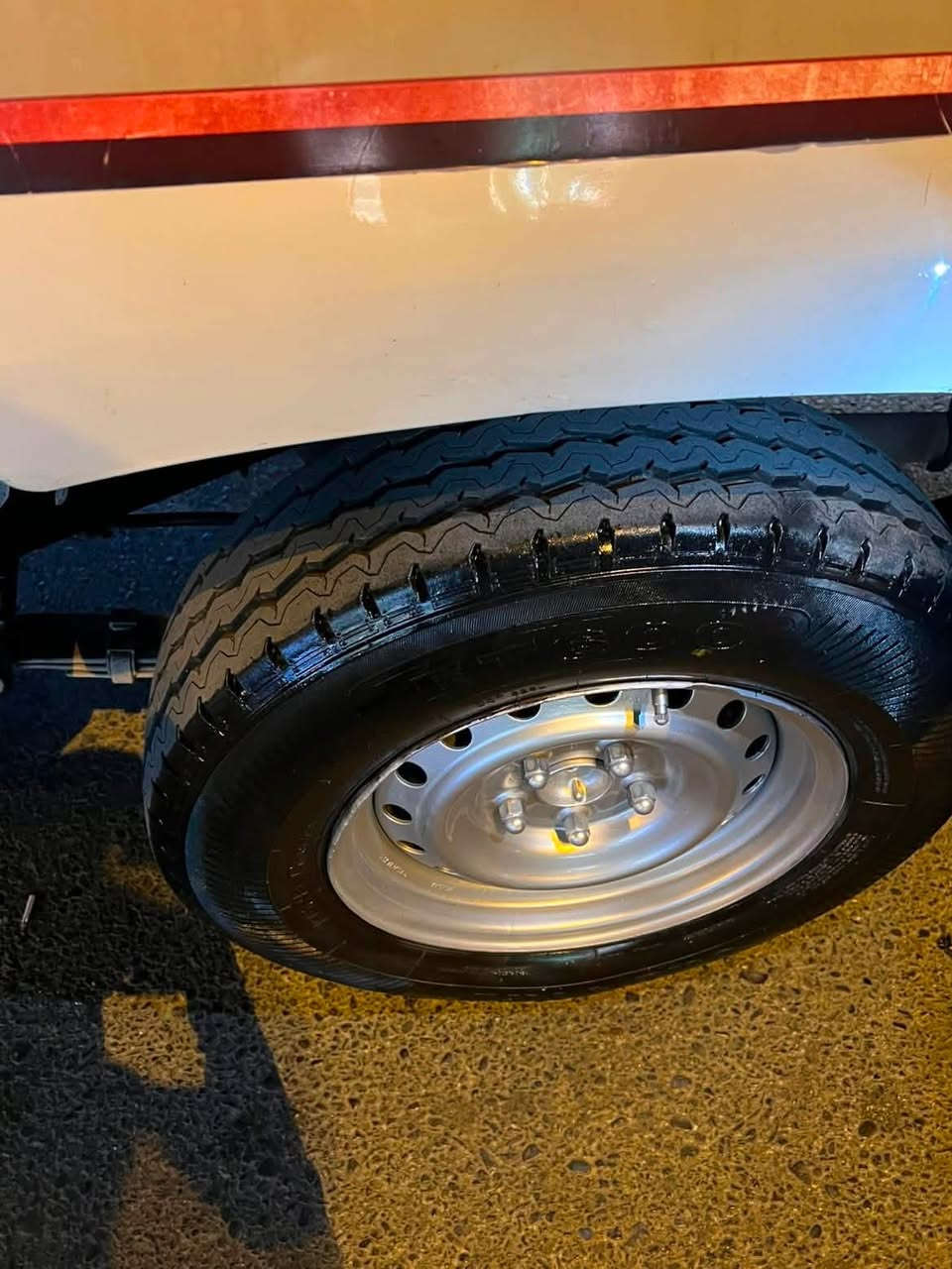Toyota hilux 2002🤎
بۆیاخی نیە📦✅
رەقەم سلیمنی ✅
دەعمی نیە📦🤎
سەنوی تاک و ٢٠٢٧ مانگی ٢ تازایە✅
تایەکانی تازاە بەسراوە📦🤎
ناو دەرەوەی زۆر پاکە  بەرگی درگاکانی لۆکن 
سەیارەکە ماڵی دۆستە📦🤎
✅٦٩$
ئاسیا***********
کۆرەک ***********
