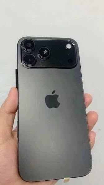 📱 حنون موبايل
جعفر حنون

🔥 للبيع iPhone 17 Pro Max

✅ سعة 512GB
✅ لون Titanium Black
✅ صحة البطارية 100%
✅ RAM 12GB
✅ الجهاز نظيف جداً، لم يسبق فتحه أو صيانته.
✅ مع الكارتون والملحقات الأصلية.

💰 السعر مناسب والبيع مستعجل.

📍 العنوان: بغداد – الكرادة، شارع الصناعة، مجاور مجمع النخيل التجاري.

📲 واتساب أو اتصال:
***********

🕛 أوقات الاتصال: من 12:00 ظهراً إلى 12:00 منتصف الليل.
