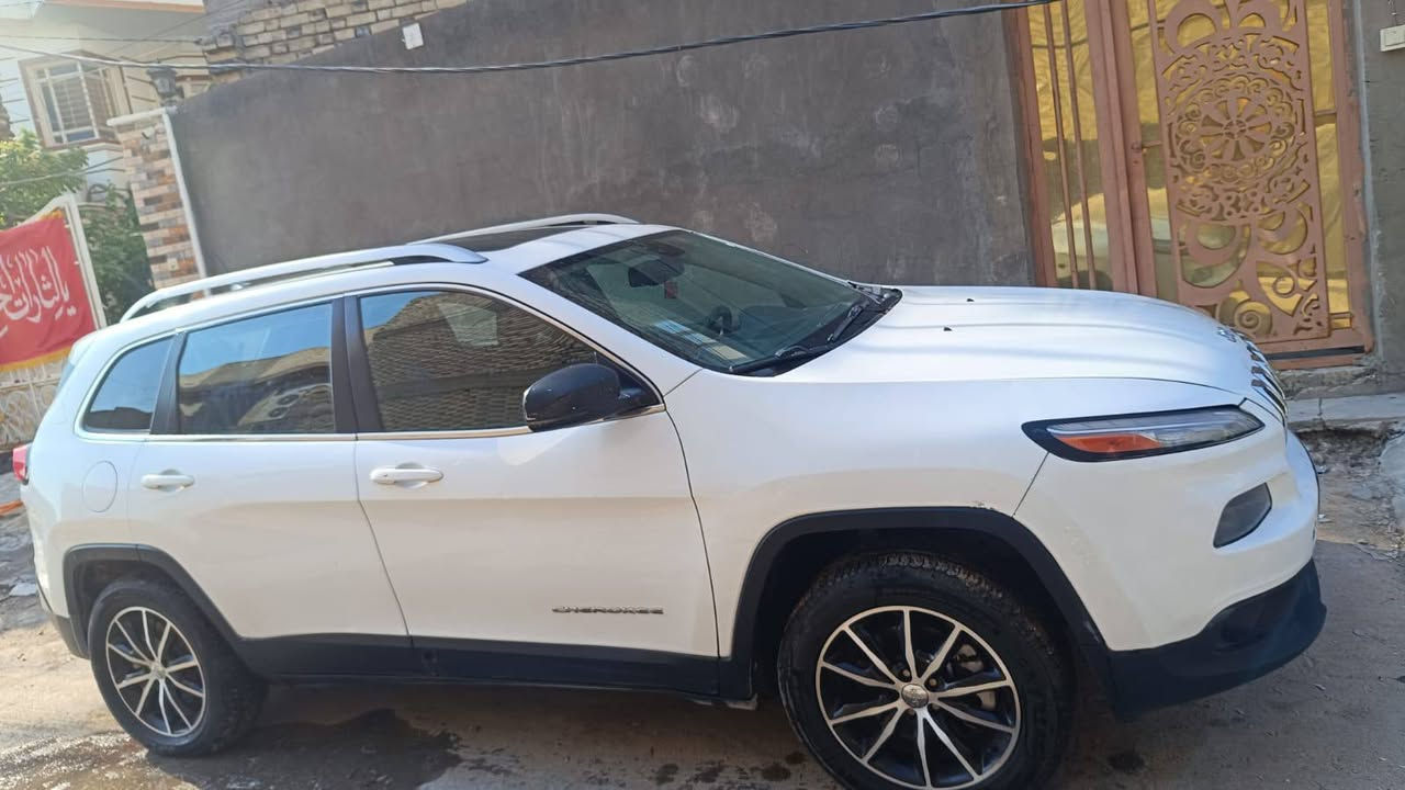جيب مديل 2019 رقم بصره دولي فول مواصفات 1/1
 بنراما، بصمه .شاشه جبيره.كامره خلفيه ..
سياره مال جنيان ...محرك 6سلندر .تبريد شغال ثلج 
السعر 125ورقه بيع أو مراوس حسب القناعه
 استفسار أكثر اتصال على الرقم ***********
