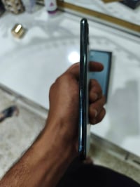 آيفون 11 برو ماكس • ٢٥٦ • نضافه ١٠٠/١٠٠
