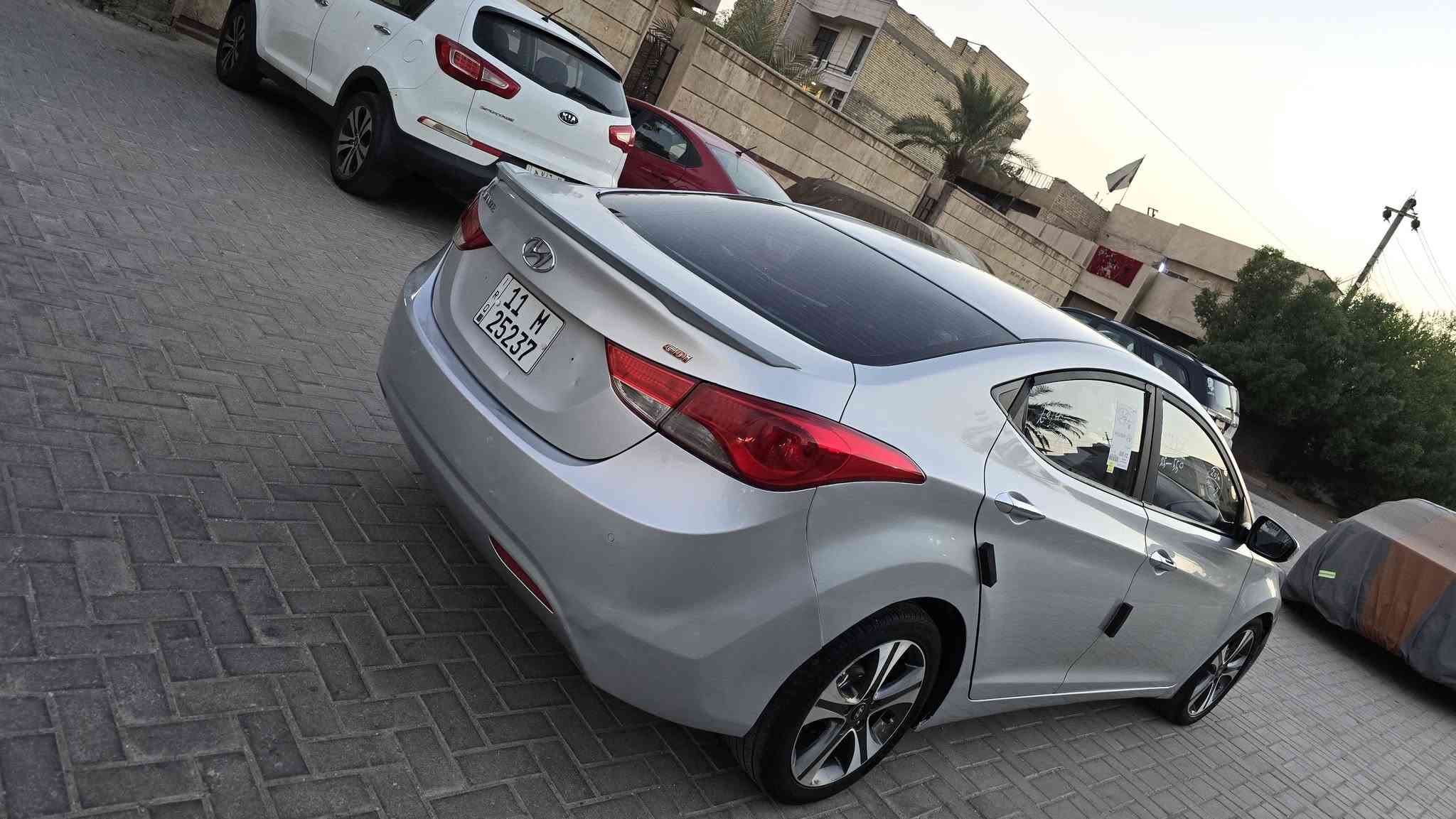 🚗 للبيع النترا 2014 كوريه  – ✅ وارد كوري
✅ موديل 2014 
✅محرك1600 GDi
✅ كير أوتوماتيك
٠ بغداد رقم جديد هزه جديده تحويل ثاني يوم
المواصفات:
• شاشة
•  حساس  خلفي
• مرايا شفط (طي كهربائي)
• سيارة جاهزة للاستخدام اليومي
    * الصور تبين كل التفاصيل وكما موضح بالسونار ادناه 
📍 الموقع: بغداد – الشعب 

💰 السعر: 88 ورقة  وبيها مجال الشراي

📞 للتواصل والاستفسار:  
***********
