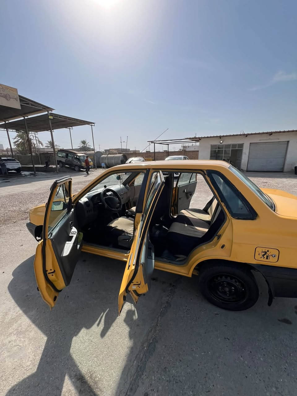 سلام عليكم سايبا موديل ١٤
گير ومكينة مكفولات 
رقم بغداد بأسمي تحويل ثاني يوم 
ما بيه أي نواقص 
بيع أو مراوس كيا سيفيا 
***********
