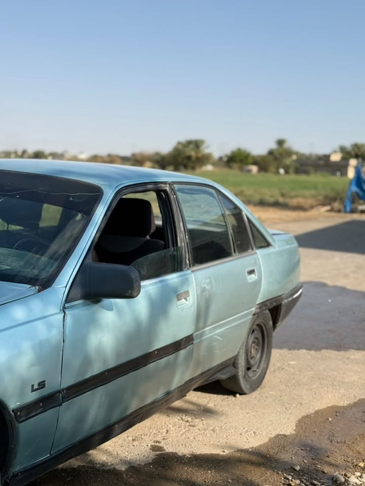 اوبل اوميكا 20رقم صلاح الدين دولي سنويه2029كير محرك نضاف بدون خياسات سعر مناسب 16بيها مجال ***********
