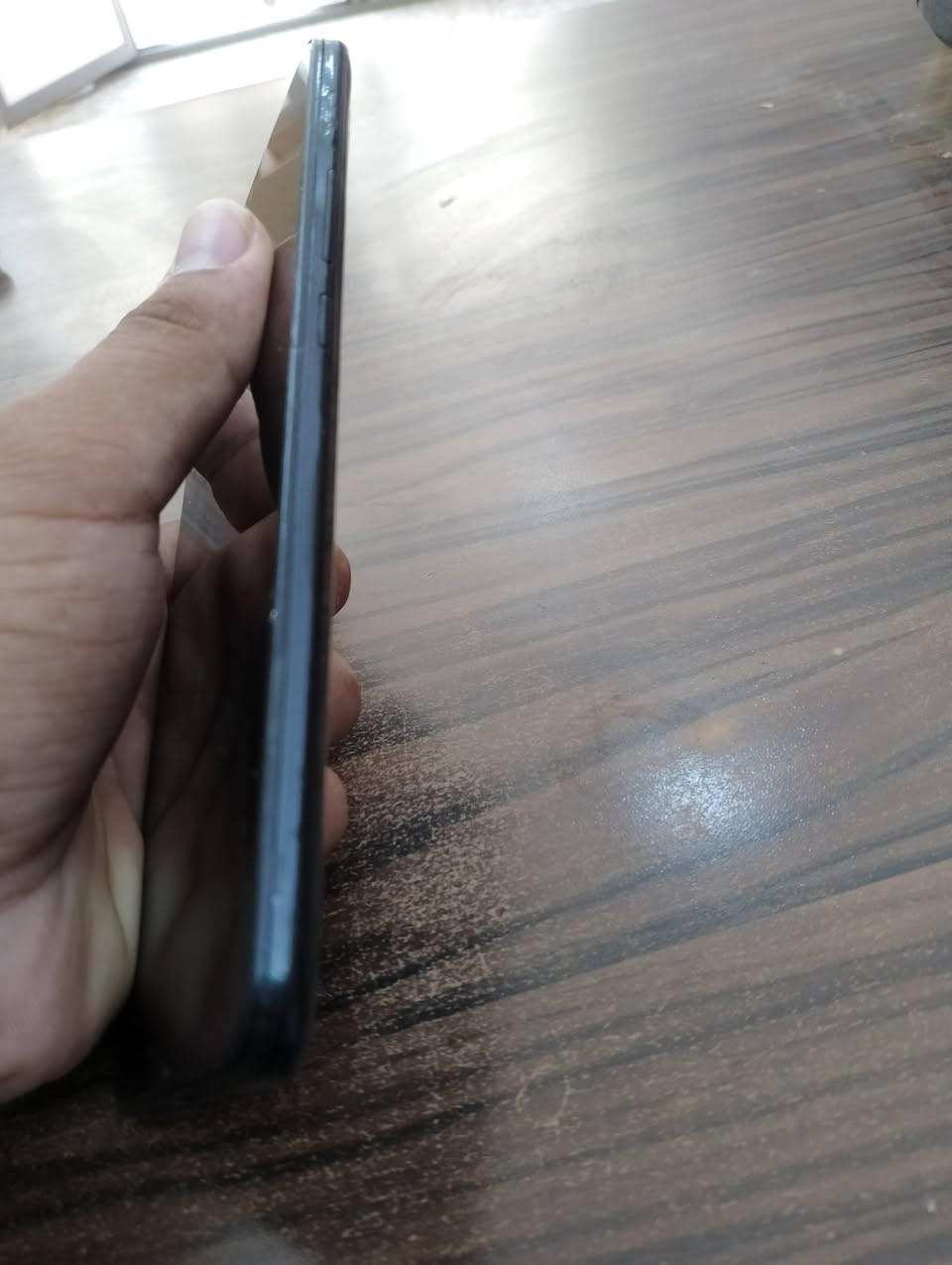 سلام عليكم اسمA05 عليكم جهاز البيع سعر 65 الف جهاز بس شاشه ممدله ذاكره جهاز 64 شاشه بيه فطر ما مثره.  رقم جهاز *********** تواجد واتساب فقط مكاني كاضميه شارع عروبه
