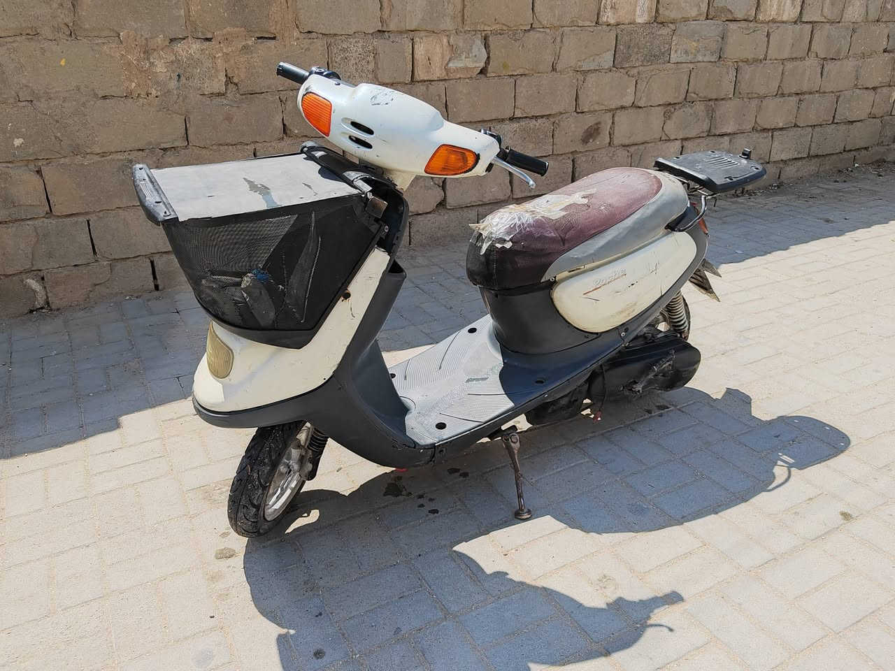 السعر 190 او بيهه مجال ***********
منغوالي للبيع موديل 3 مكينه ناعمه كير نضيف تأيرات جدد دراجه حلوه كلش كهربائيات شغاله كله المكان كربلاء اتصل
