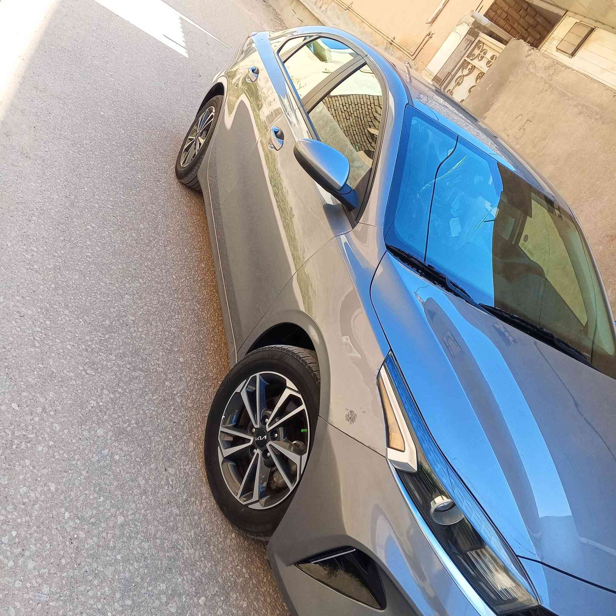 السلام عليكم كيا فورتي ٢٠٢٤ 
ماشيه  37 الف مواصفات اعتياديه 
رقم بابل 
السعر165 وبيها مجال مكان السياره بابل 
للاستفسار 
*********** يوجد واتساب
