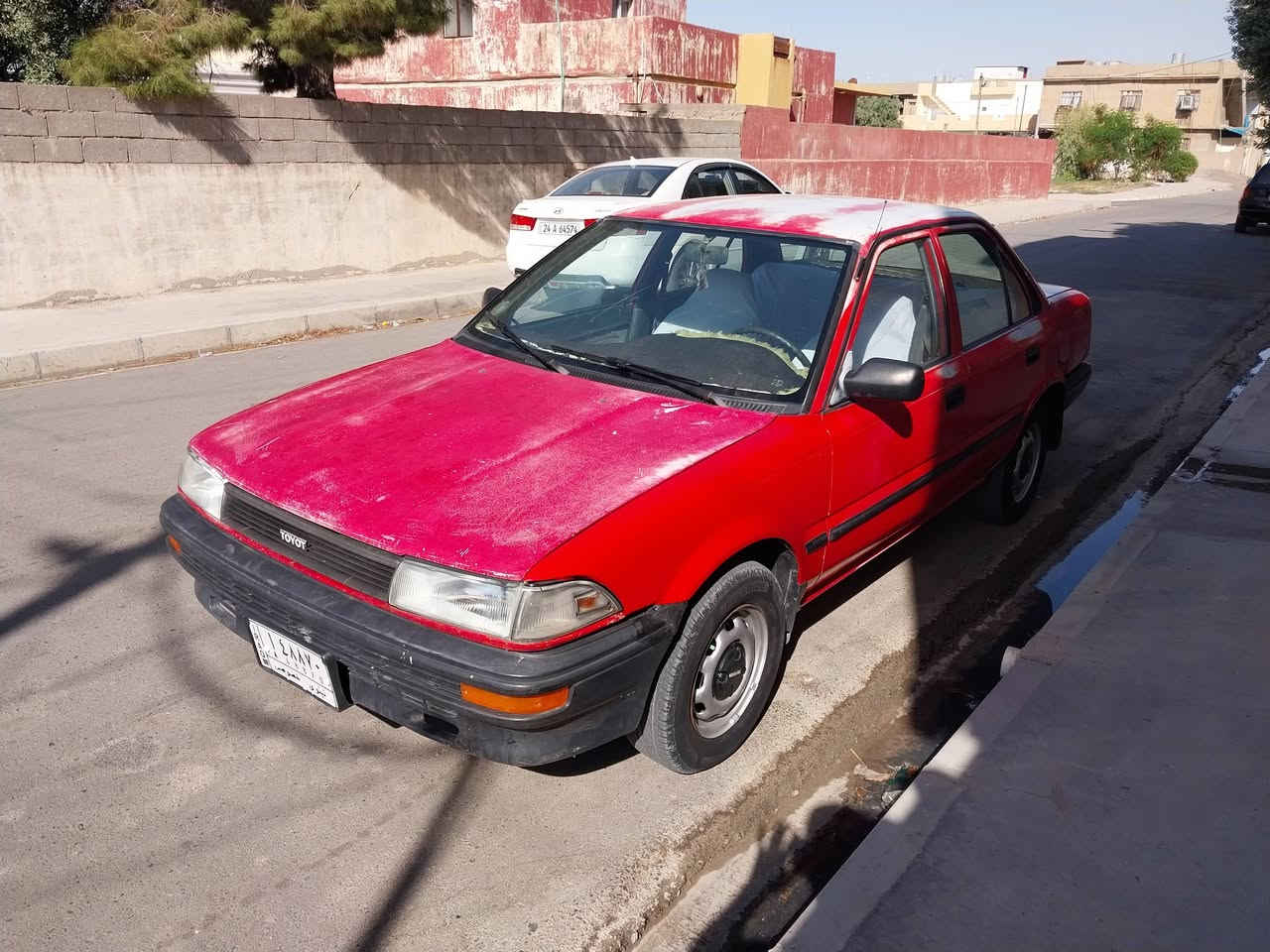 سلام عليكم.  السعر 45 ورقه 
كورلا موديل 90 يسار اصلي (ما محور) 
تبريد شغال كير اوتوماتيك
سياره لا ضربه لا صبغ لا معجون بلاديه 
محرك كير شرط 
صدر امامي خلفي جديد جام امامي جديد 
كهربائيات كلها شغاله
سياره بلاديه وجاهزه الف دينار ما يعوزها 
سنويه تنتهي 2027/11
شرط التحويل فقط 
وبيع نقد لا مراوسه ولا اقساط
عنوان موصل برطله 
***********/***********
