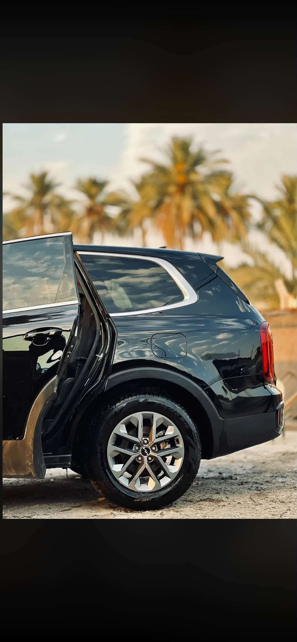 للبيع ✅✅

كيا تيلورايد 2024 اسود .

⸻

!!!!!!!!!!  تفاصيل السيارة: !!!!!!!!!!!!!

 • الموديل: كيا تيلورايد 2024

 • الفئة: LX (النسخة الأساسية)

 • المحرّك: 3.8 لتر V6، يولّد حوالي 291 حصانًا وعزم دوران 262 رطل-قدم.

 • ناقل الحركة: أوتوماتيكي بـ8 سرعات.

 • نظام الدفع: دفع أمامي (FWD).

 • اللون الخارجي: أسود.

    صور الحادث مرفقة بالمنشور!!!

      المواصفات القياسية لفئة LX:

 • المحرّك: 3.8 لتر V6.

 • نظام الدفع: دفع أمامي (FWD).

 • ناقل الحركة: أوتوماتيكي بـ8 سرعات.

 • عدد المقاعد: 7 مقاعد.

 • الميزات القياسية:

 • شاشة لمس بحجم 12.3 بوصة.

 • دعم Apple CarPlay™ وAndroid Auto™.

 • وضعيات قيادة مختلفة عدد 4

 • مقاعد SynTex.

 • تحكم أوتوماتيكي في المناخ ثنائي المناطق.

 • مفتاح ذكي مع زر تشغيل.

 • مثبت سرعة تكيفي.

 • نظام مراقبة النقطة العمياء.

السعر (240 ورقة) !!

للأستفسار على باقي التفاصيل 

الاتصال على الرقم

 (( ***********‬ ))

