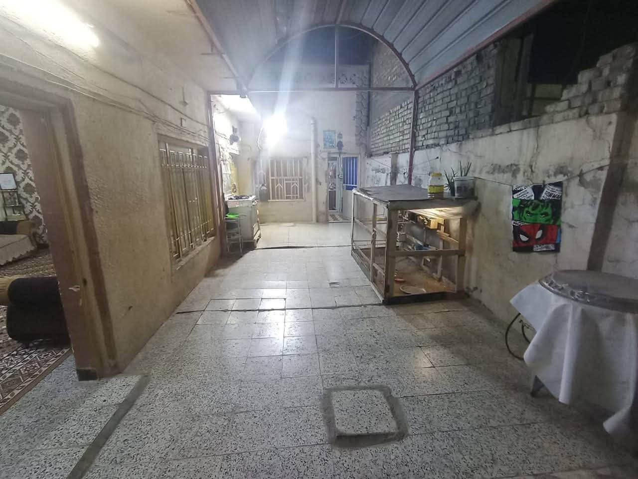 🏠 بيت للبيع – مستعجل 🏠
السلام عليكم ورحمة الله وبركاته

📍 الموقع: مدينة الصدر – شارع الفلاح – قطاع 30
📌 الموقع المميز: أول بيت بالفرع وعلى شارع الفلاح مباشرة

🏡 تفاصيل الدار:
• المساحة: 144 م²
• طابقين
• الطابق الأول: استقبال + هول+غرفة+حولي + مطبخ + صحيات
• الطابق الثاني: 3 غرف
• موقع مميز وسهل الوصول

💰 السعر: عند الاتصال أو المراسلة

📞 للاستفسار والتفاصيل:
***********

🔴 البيع مستعجل
