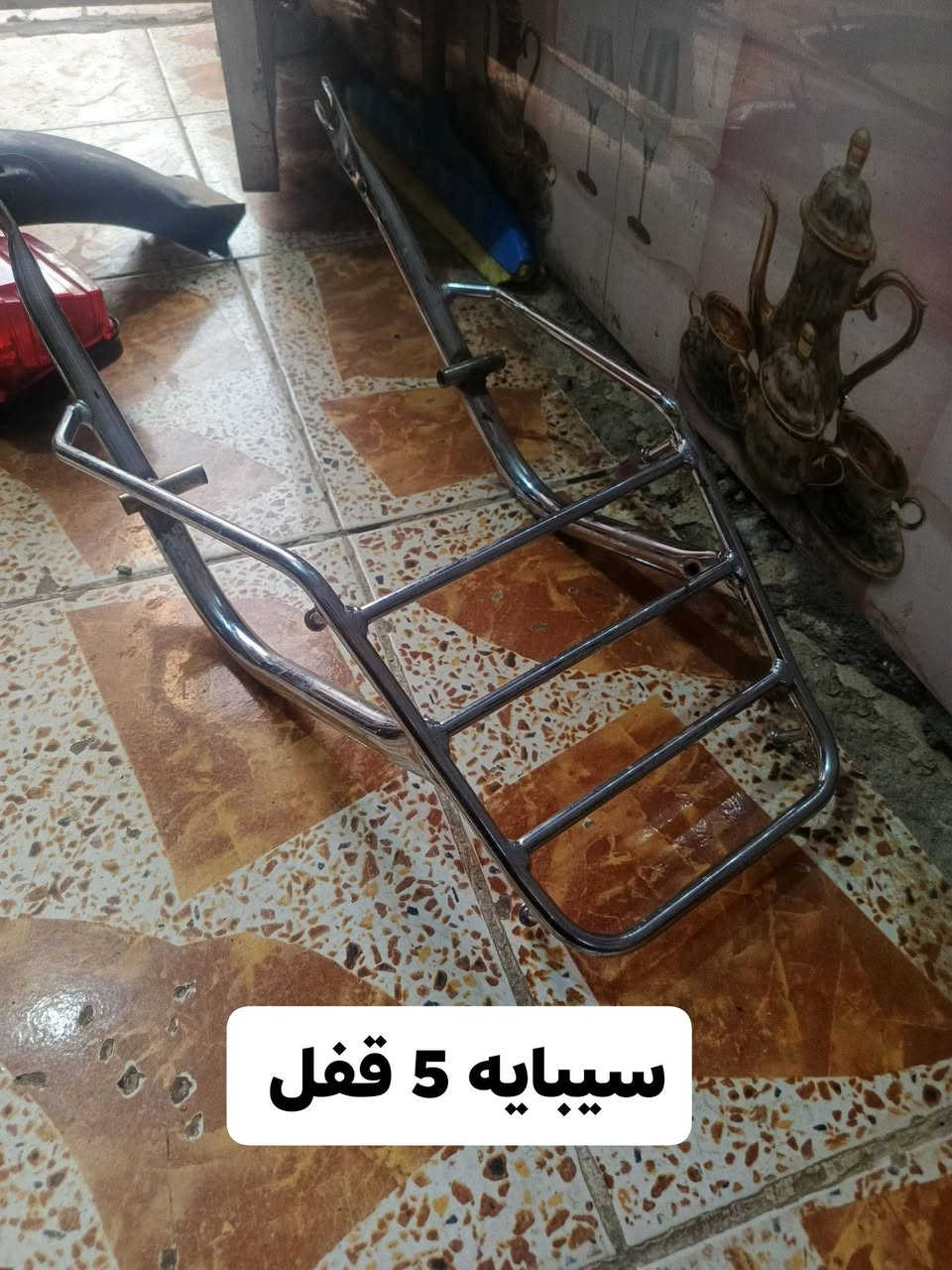 غراض نامه للبيع إذا تاخذهن كلهن ب25 مكاني شطره

نص مكتوب في الصور:
- تانكي نضافه 100/70 سعره 5 قفل
- صالنصه صوت نجمه 10قفل
- جسر الاصلي 5قفل
- صينيه زنجيل 5
- سيبايه 5 قفل
- جاملغ خلفي هوى والبك لايت شغال ثنينهن ب 5