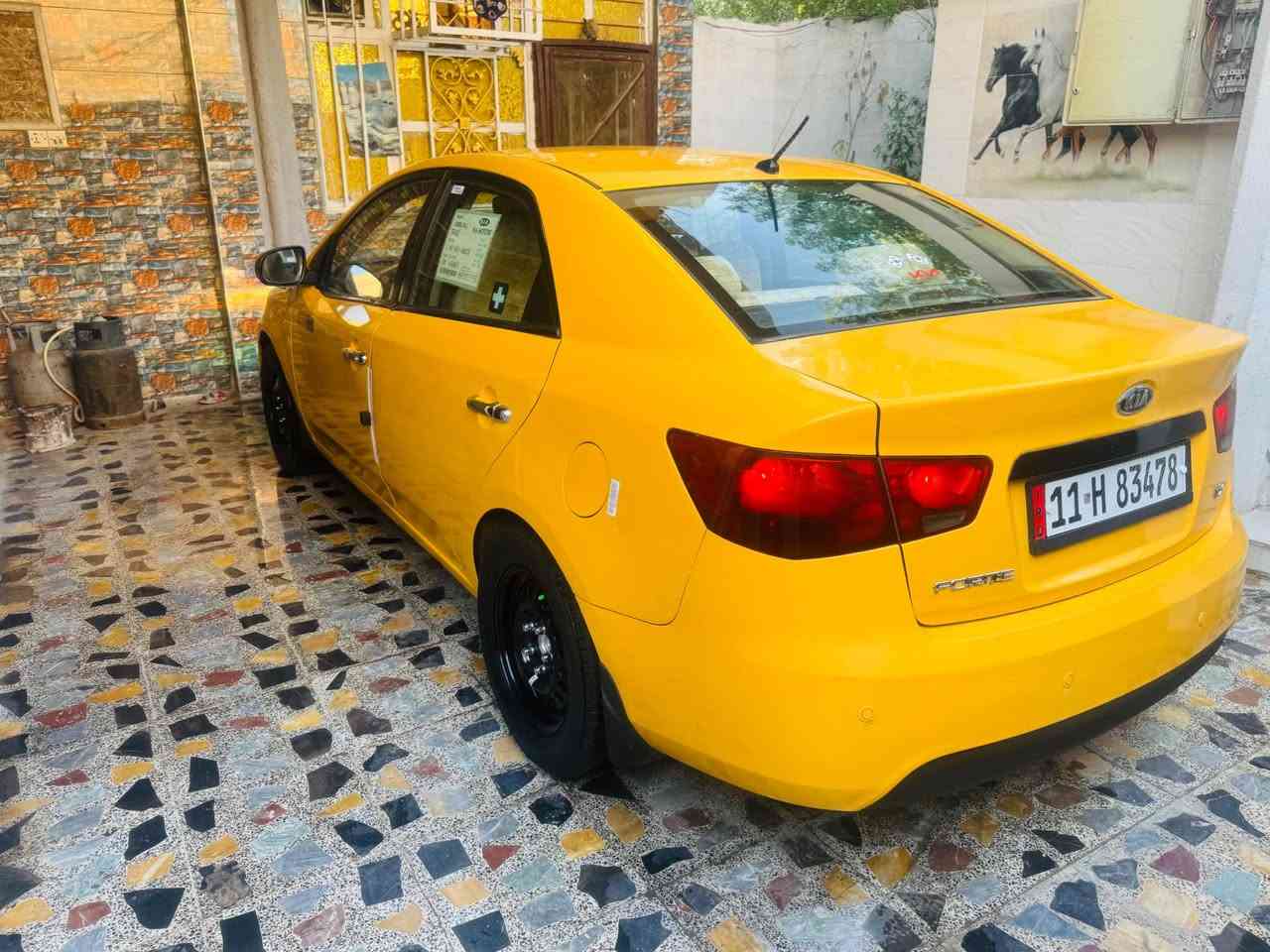فورتي موديل 2012 السعر 73 
وارد امريكي حادث جاملغ امامي وباب 
مكينة 2000 دوش كير مكينة صدر تبريد 
حدادية سيارة جاهزة مابيها نقص بسمي رقم بغداد انكليزي 
مصفرة هيئة وغرامات *********** بغداد, العراق
