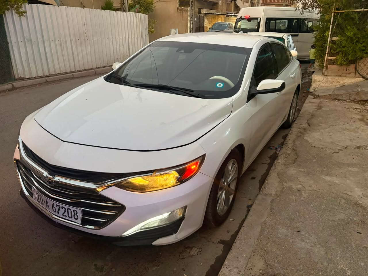 ماليبو 23 LT فول عدى الفتحه
محرك 1500 تيربو 
كير cvt 
محرك وكير كفاله سياره حلوه ونظيفة
حادثها 3 قطع موضح بصور 
ماشيه 87 كيلو 
 
تبريد قطعتين 
تحكم ستيرن 
رادار امامي 
شاشه كبيره 
كشنات كهرباء تدفئه
وباقي المواصفات معروفه
 
رقم ديالى حره مشروع وطني بأسمي تتحول اي مكان 
هزتها بعدها ما ساقطه
سياره جاهزه من مكينه وكير وحدادية وتايرات مابيها مصرف 

سعرها 112 ويها مجال للطيبين
مكانها بغداد البياع 
***********
