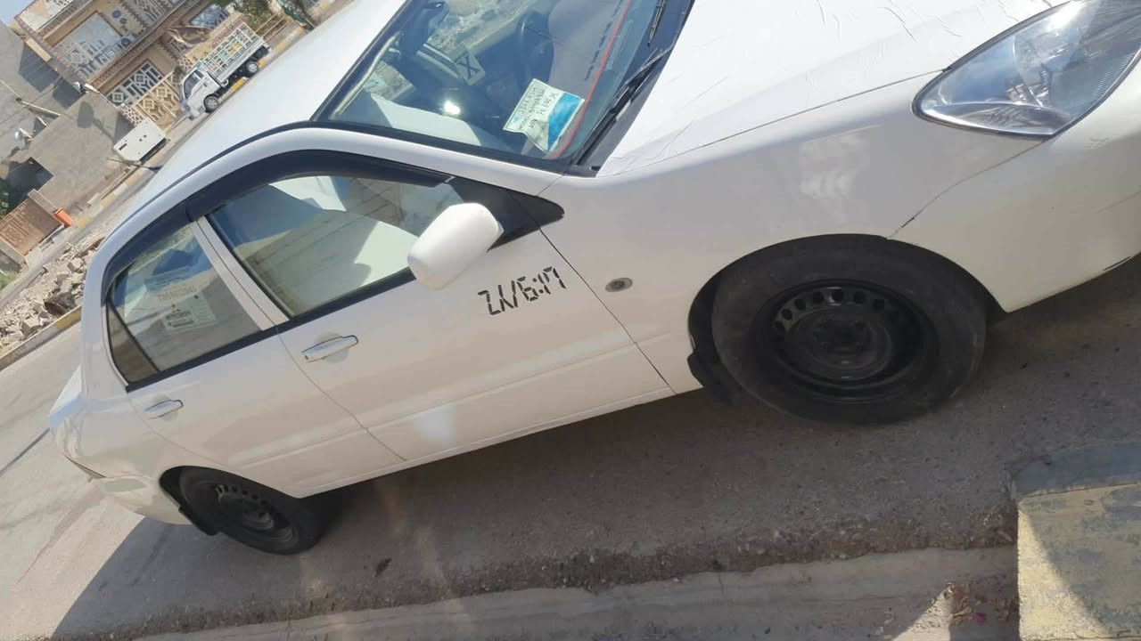 لانسر للبيع فقط موديل 11 محرك كير جاهزه تبريد بسمي سعر 72 ورقه عنوان ديالى سونار موضح اتصال ***********
