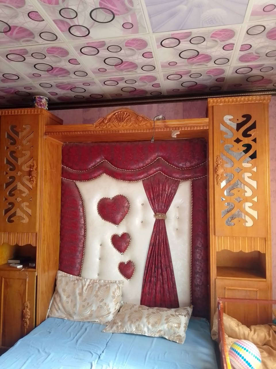 غرفه نوم اللبيع السعر 700وبيه مجال الرقم ***********
