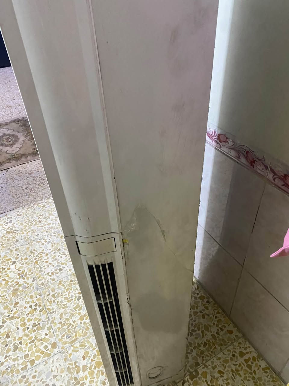 سلام عليكم سبلت كنتوري للبيع الوارث طنين  مال العتبات المقدسة سبلت فوول مواصفات ونضافه 100/100 وبعده بلادي السبلت ماشتغل موسم واحد وغازه. 410 وجهاز انفيتر وجميع غراضه ويا البوري مالته 10 مترات وصونده 12  مترا ولواير 13 متره وريموده موجود وتعلاكه موجوده كلشي مابي نقص بس شد وشغل الشراي يتفضل خاص (شرط الشغل ضمان بي 10 ايام) وهاذ رقمي اتواصل وياي واتساب او خابر متواجد 24 ساعه *********** ويوجد توصيل داخل المدينه مجانا
