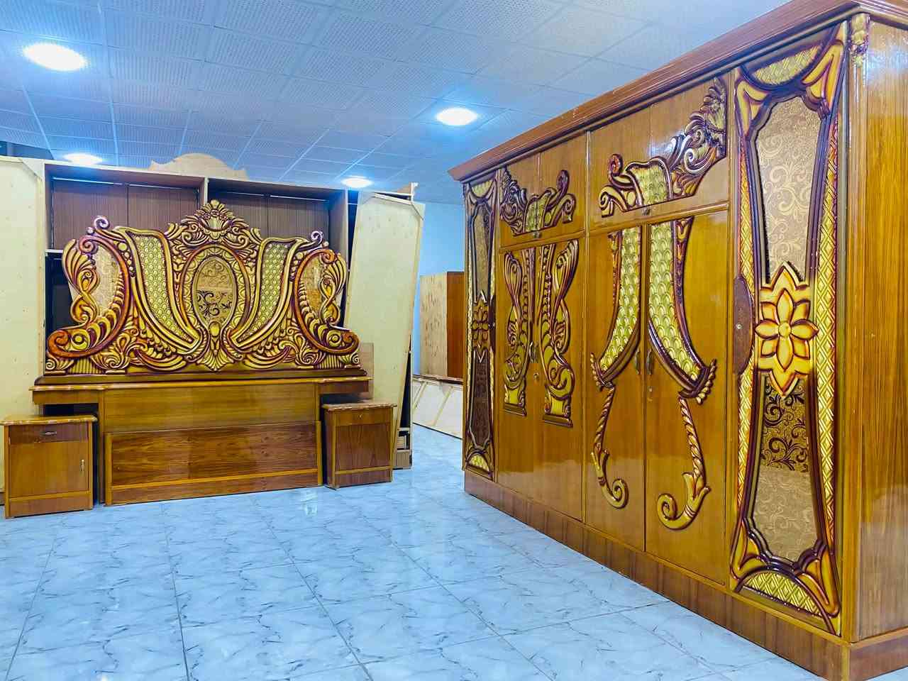 سلام عليكم يوجد غرفه نوم مستخدمه شي قليل النظافه 90/100السعر 850وبي مجال العنوان الرمانه يم الجسر الاستفسار ***********
