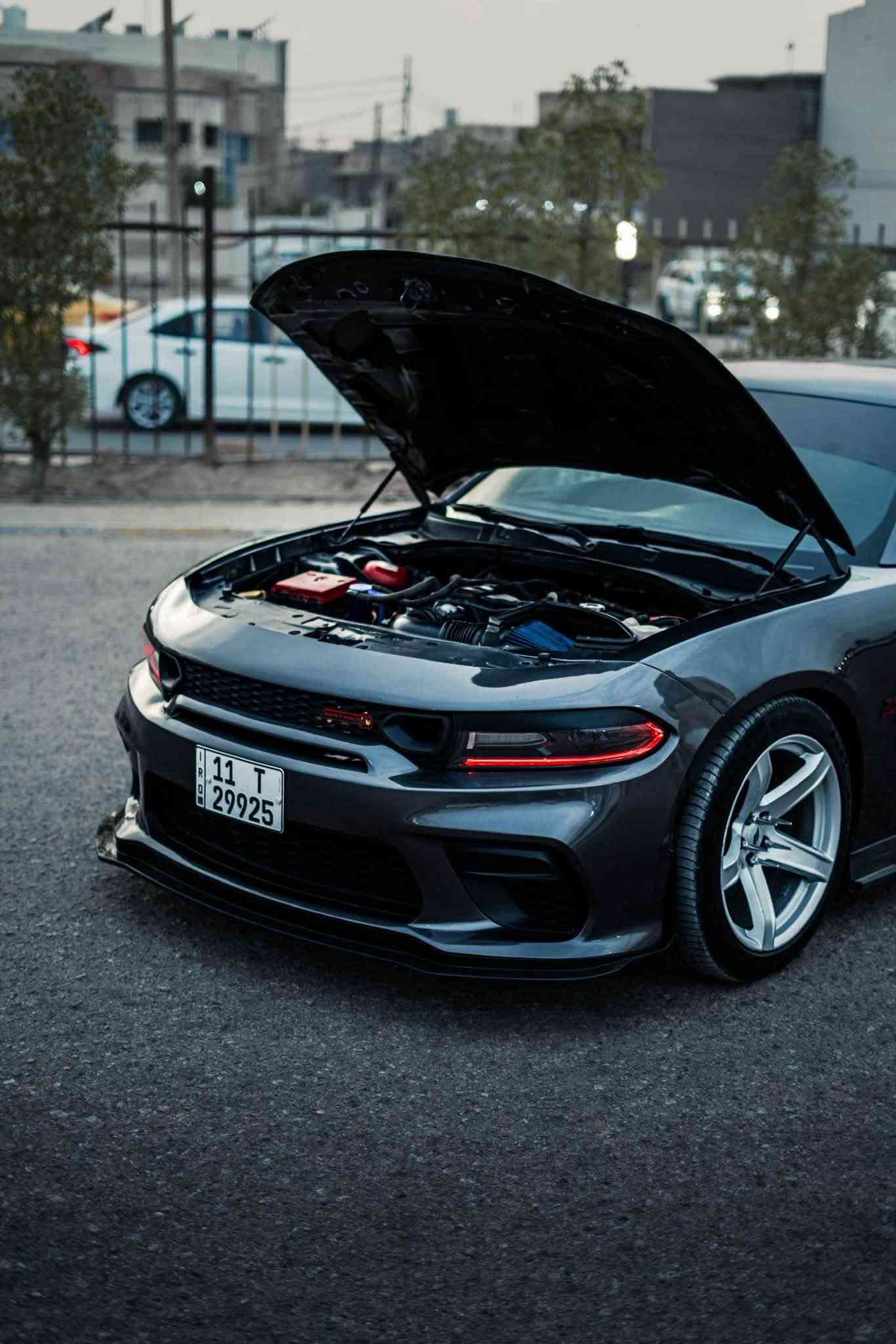 تشارجر RT • V8 ٥٧٠٠ • ٨٨ الف ميل