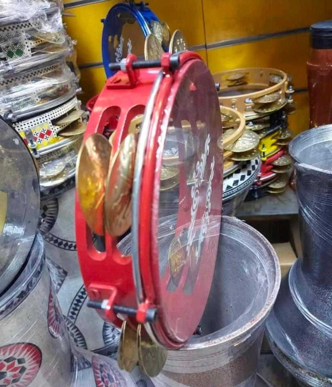 🎼🥁 تشكيلة مميزة من الإيقاعات والإكسسوارات الموسيقية بأفضل الأسعار 🥁🎼
✅ إيقاع ملون — 30, الف دينار ✅ إيقاع مصدف — 50, الف دينار ✅ إيقاع موشم — 35, الف دينار ✅ إيقاع دهولا قياس 28 — 100, الف  دينار ✅ رق حديد — 30, الف دينار ✅ رق خشب — 20, الف دينار ✅ رق كبس — 65 الف دينار ✅ طارات — 25 الف دينار
🎵 متوفر أيضاً جميع أنواع الأشعة بسعرالفين  دينار فقط: • أشعة رق • أشعة إيقاع • أشعة مزهر • جلد خشبة
🥁 خشبة احترافية —, 40 الف 
🚚 نوفر خدمة التوصيل إلى جميع محافظات العراق.
📩 للحجز والاستفسار، راسلنا عبر الخاص أو على واتساب: ***********
