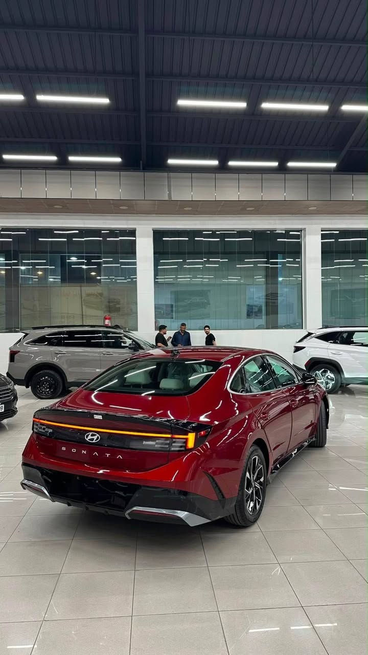 هونداي سوناتا 
2024  موديل  🔥
لون ماروني  
 مواصفات
بصمة 
ماشية ١١ الف 
رادار امامي وجانبي وخلفي 
ويل كروم 
لايتات ليد  بكلايت ليد 
اوتو هولد
كاميره دوار 
حساسات خلفي و امامي
رادار امامي و خلفي و جانبي
سياره بعد بي هواي مواصفات ...

الضرر // جملغ صبغ  .بدون دواخل  . 
بشرط بدون ارباگ بدون دواخل 

سياره جاهزه مابي دينار مصرف بشرط 

السياره موجوده اربيل-  
رقم الشاصي وصور الحادث موجود مع الصور 
السعر  175$  ورقه  
تكلفة الرقم 12 ورقه 
للاتصال ☎️*********** واتساب أربيل, العراق
