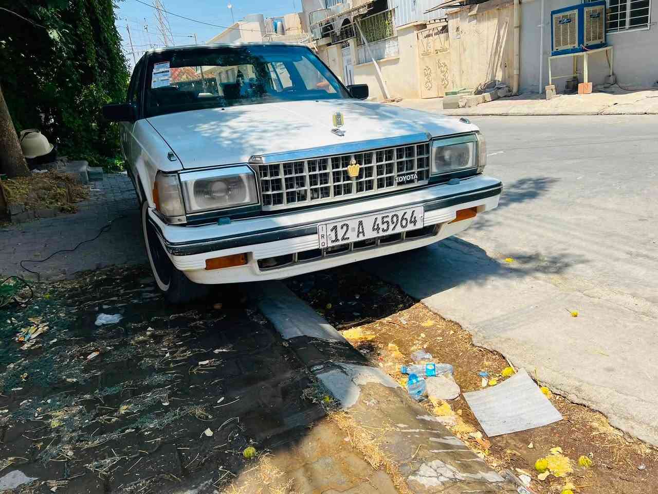 السلام عليكم سوبر كراون موديل ٨٥سياره نضيفه وكاعده لوك تبريد ثلج محرك ونجي بطه ٢٥٠٠
 وسنويه جديد رقم دولي شرط التحويل بطاقه بانزين 
رقم نينوى 
بيهة سياره مثل الصوره
قماره بدون صبغ 
مكاني كركوك 
***********
