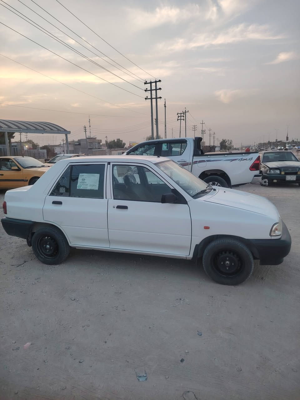 سايبه للبيع موديل 24 كفاله عامه سعر60وبيها مجال رقم كربلاء وضع شركه ماشيه 60 الشراي يتصل ***********
