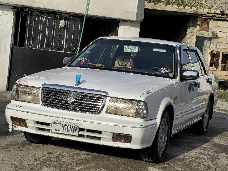 بەناوی خوای گەورە ئەم سەیارە بۆ فرۆشتن نیسان سدریک مۆدێل ٢٠٠١ ناو شین ئاڕم پلاستیک هەولێر گێڕ و مەکینەو ئەکسل بەشەرت تەقەو ڕەقەو کارەبای بەشەرت تەبرید لەسەر سویچ کامل جوانکاری چوار تایەی لۆک سەیارەکە پێشی چەکوچی پێوە نیە دەرگای لای سەکن دواوە پێوەیەتی تا بلێی سەیارەیەکی جوان و مەزبوتە دینارێ مەسرەفی تیا نیە تەنها بۆیاخەکەی هەڵی داوە بۆیاخ تەنکە ئاڕم ئەوەلیات موس بڕاوە بەشەرتە نرخی ٣٠ گەڵا و معامەلە گۆڕینەوەش ئەکەم لەسەر دڵ گرتن
***********
*********** السليمانية, العراق
