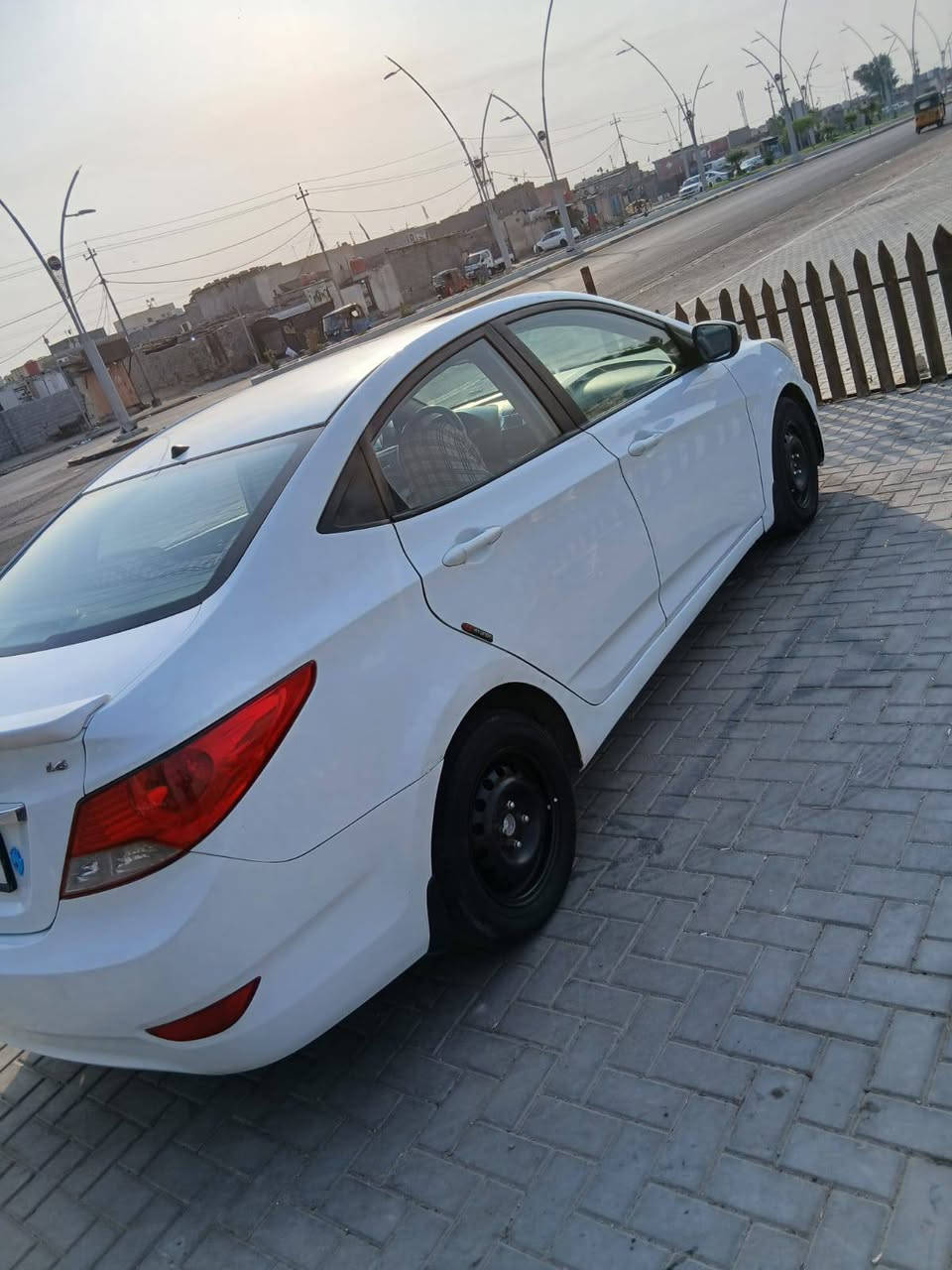 السلام عليكم انا مكلف بلنشر لتفاصل اتصل على رقم صاحبه 
اكسنت مديل 2015 خليجي 
كفاله ضربه وتبديل وصبغ 
مكينه 1600 
كير مكينة تبريد كفاله 
رقم بصره مكاني بصره 
السعر 85 
***********
