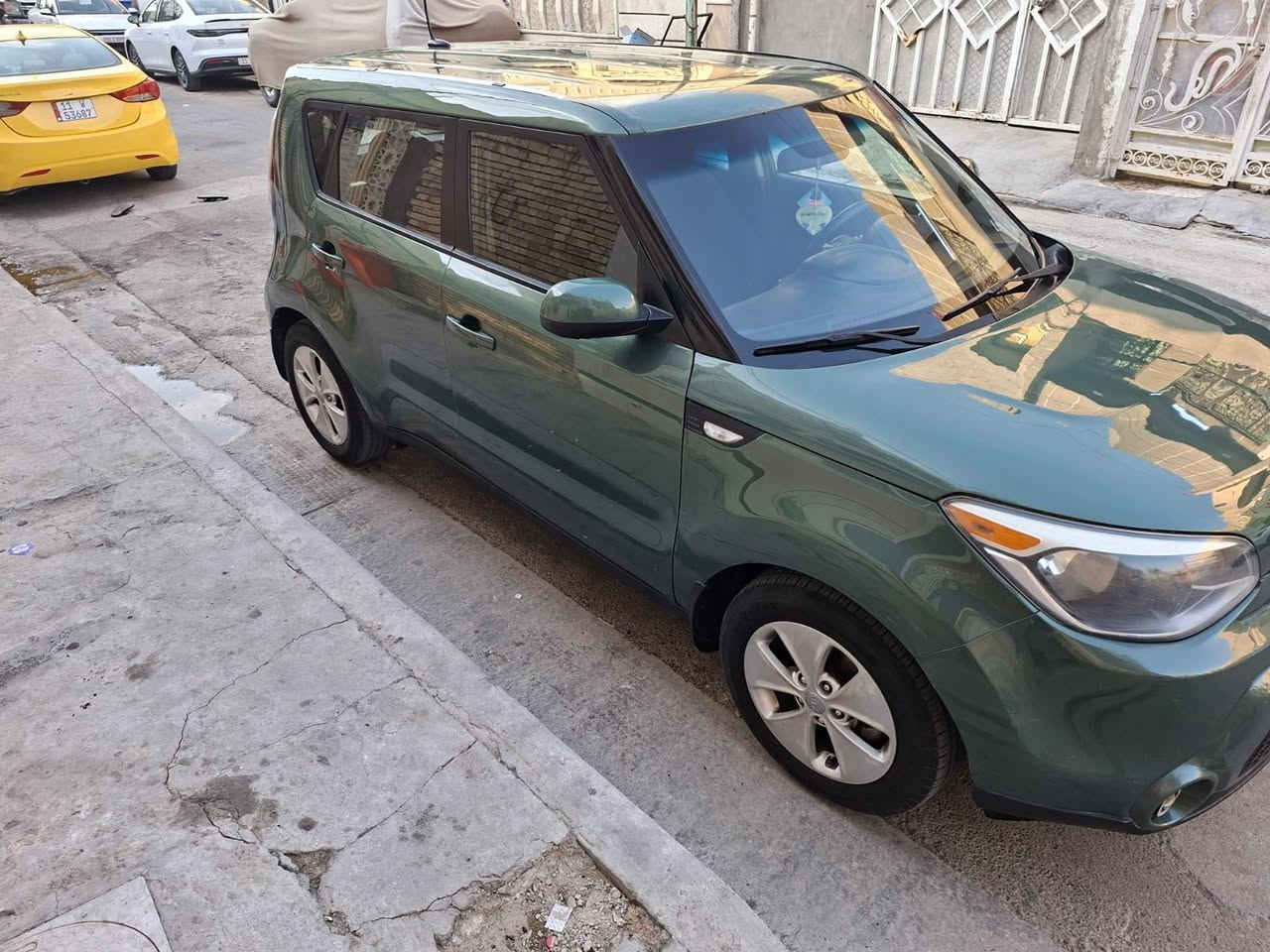 صول 2014وارد امريكي حادث جاملغ خلفي والبنيد صبغ اثر جراد السيارة كير محرك تبريد كله كفاله ماشية ١٣٠السيارة جاهزة مابيها كل نقص مكان بغداد البلديات ***********
