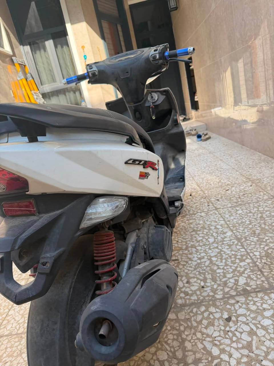 بسم الله الرحمن الرحيم
اخوان دراجه gtr نازله من الرمبه صارلها سبوعين اي غلط ما بيها ماكو داعي احجي تفاصيلها لان ما بيها غلط بس للتاكيد كهربائيات مكينه صالنصه كلجات كلشي بيها شغال. مثل الساعه الياخذها ما يندم ولو ما مجبور ابيعها جان ما بعتها العنوان بغداد العامريه ضهر شارع العمل الشعبي حي المحامين *********** و واتساب موجود سعرها مليون و100 وبيها مجال جداً جداً بسيط حق الجيه لان ما بيها اي خلل جيب الفيتر و تعال
