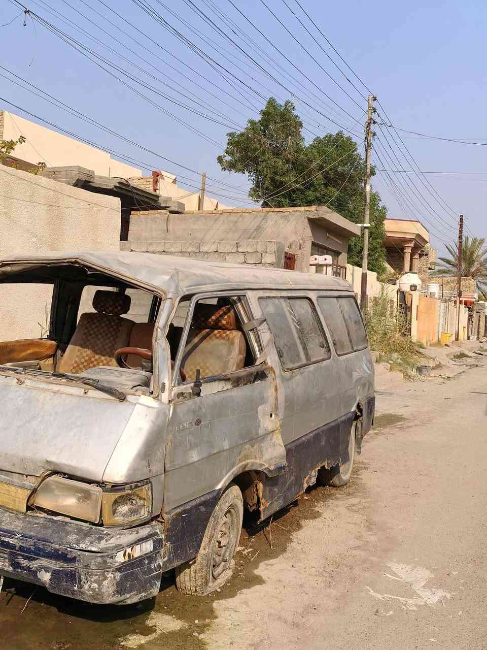 للبيع تسقيط
كيا بستا موديل 92 مجفية رقم بغداد صدامي بأسمي .
تريدهه هيه والرقم أو بدون رقم ماكو مشكلة.مكانهه ابو غريب.الحصوة . 
تليفون ***********
