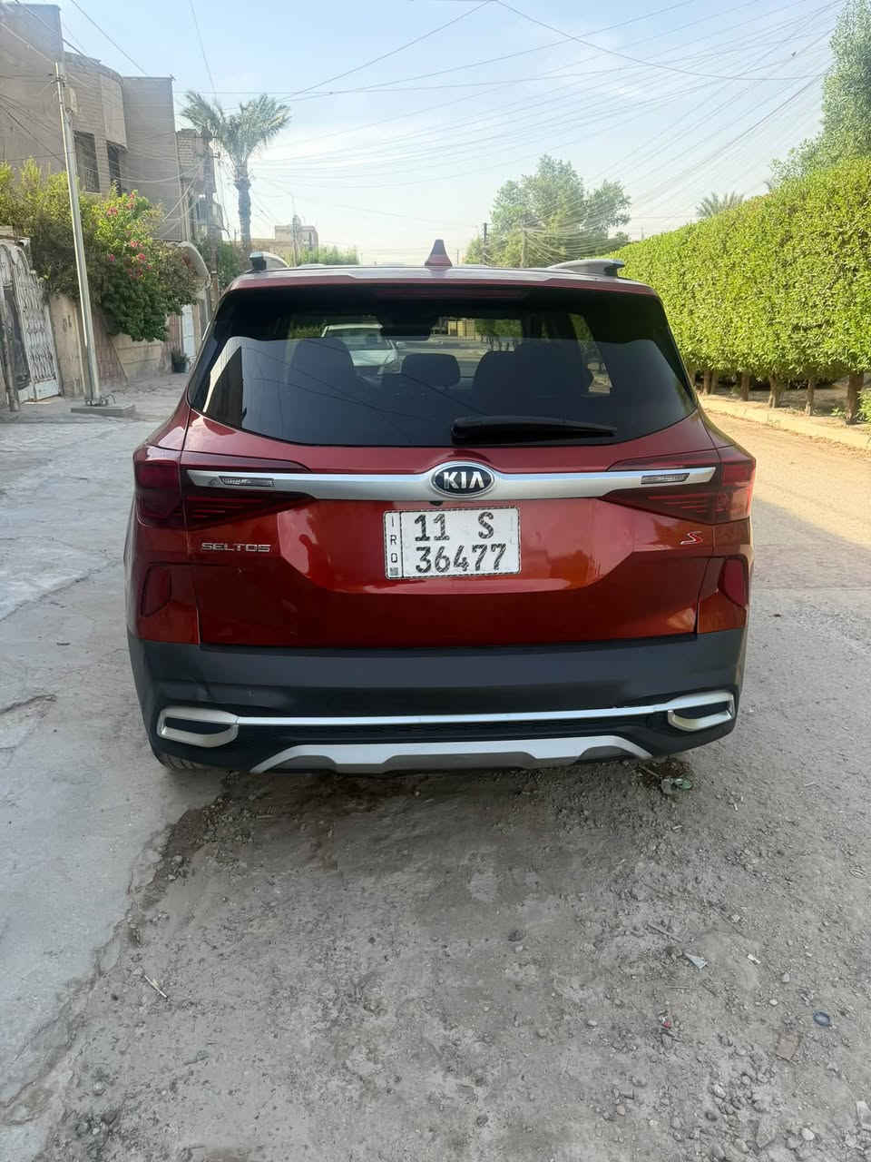 كيا سيلتوس 2021 فئة S رقم بغداد
صور الحادث واضحه جاملغ امامي وشويه صبغ باب السايق وصارت بيها طخه هنا بالجاملغ الخلفي ونصبغه شويه من عنده
جاهزه بدون نقص 
السعر 128 
 سياره جاهزه كير محرك تبريد
رادارات أمامي 
لايتات LED البكلايت LED+ LED أشاير بالمري
مود درايف 3 أنظمة 
نظام أطفاء المحرك أثناء الوقوف في الأزدحام تحديد مسار قياده اليه
وبعد مواصفات 
مكان السياره بغداد حي اور
موبايل ***********
